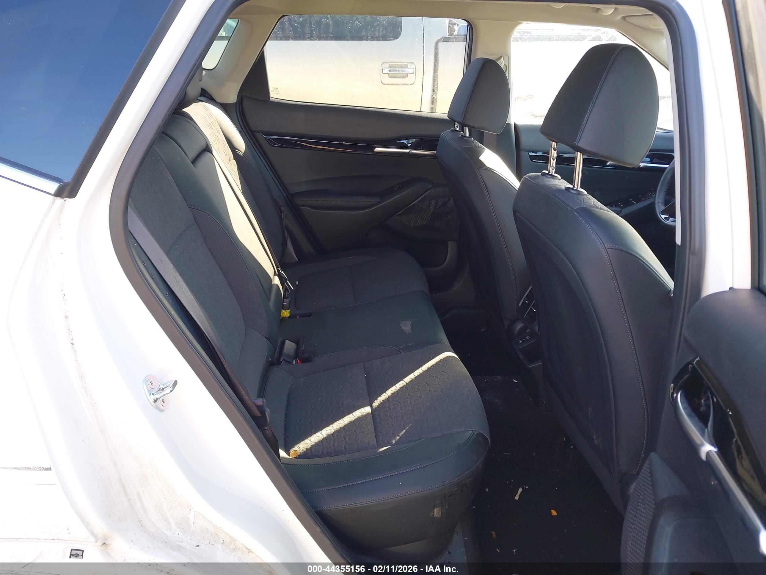 KIA SELTOS image 8