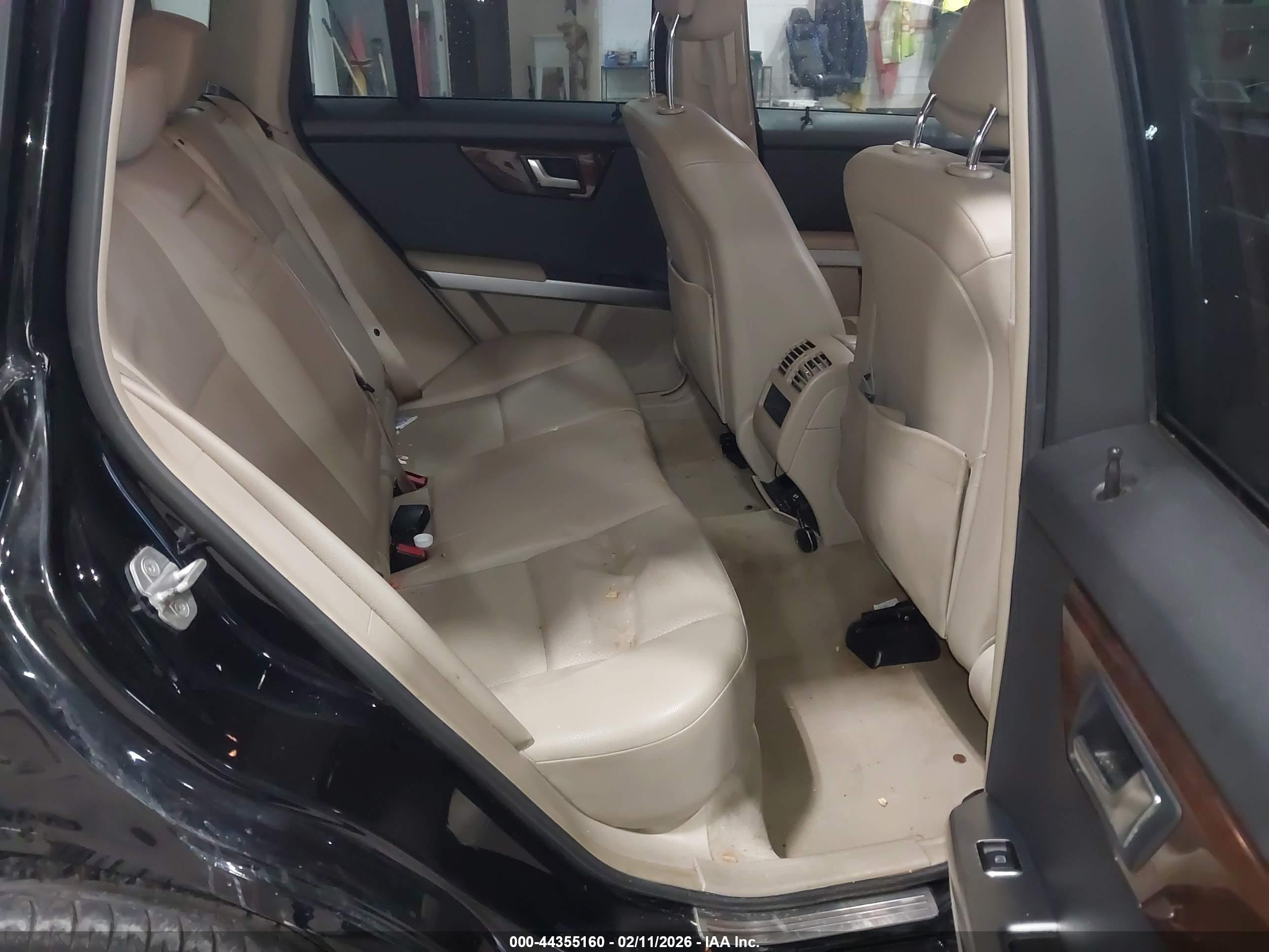 MERCEDES-BENZ GLK image 8
