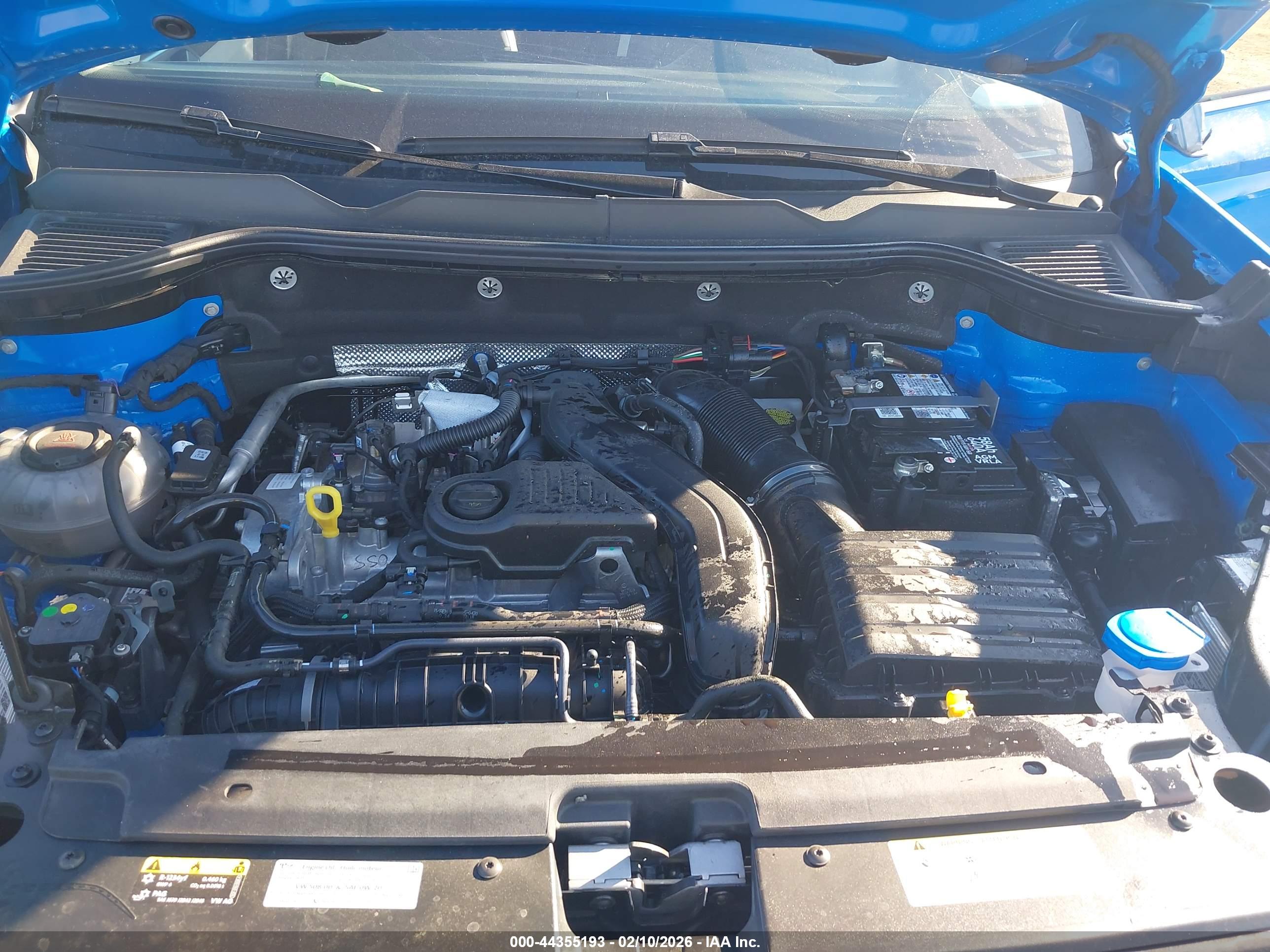 VOLKSWAGEN TAOS image 10