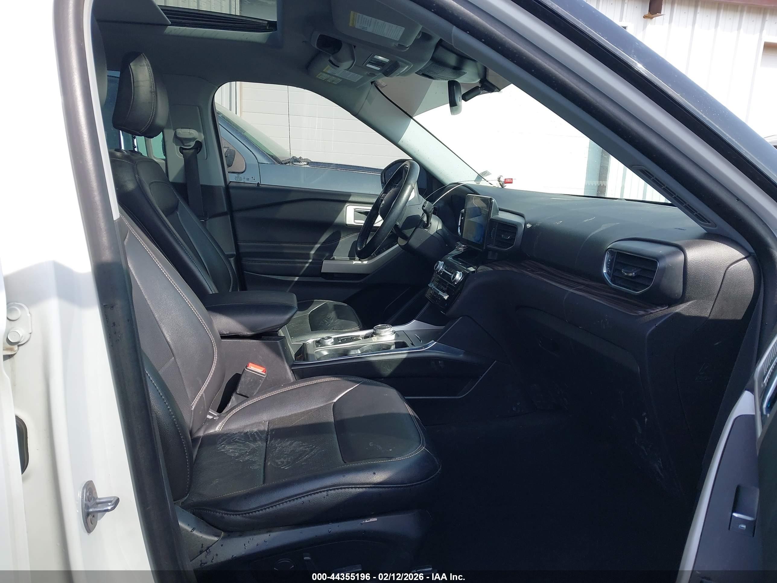 FORD EXPLORER image 5
