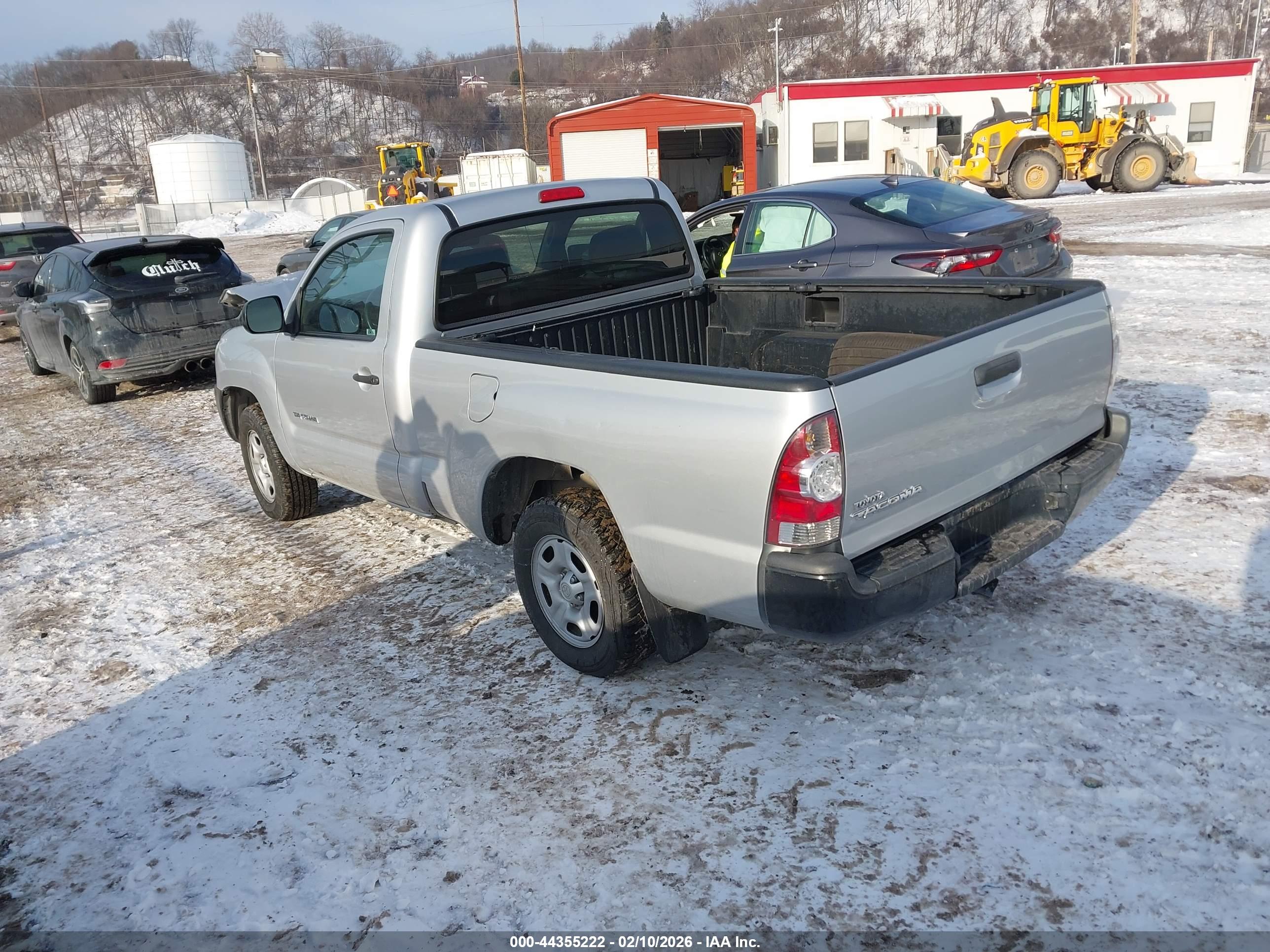 TOYOTA TACOMA image 3