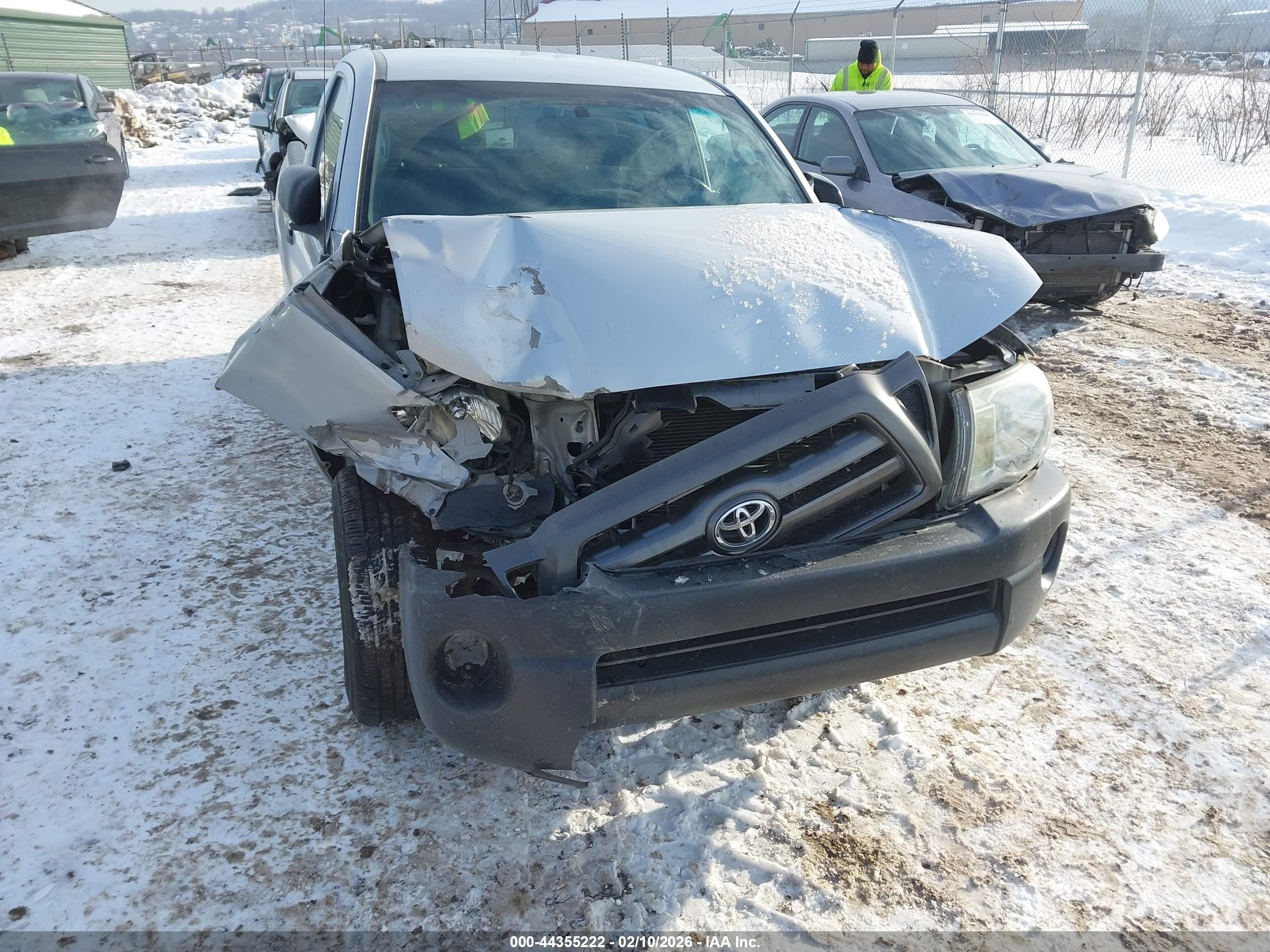 TOYOTA TACOMA image 6