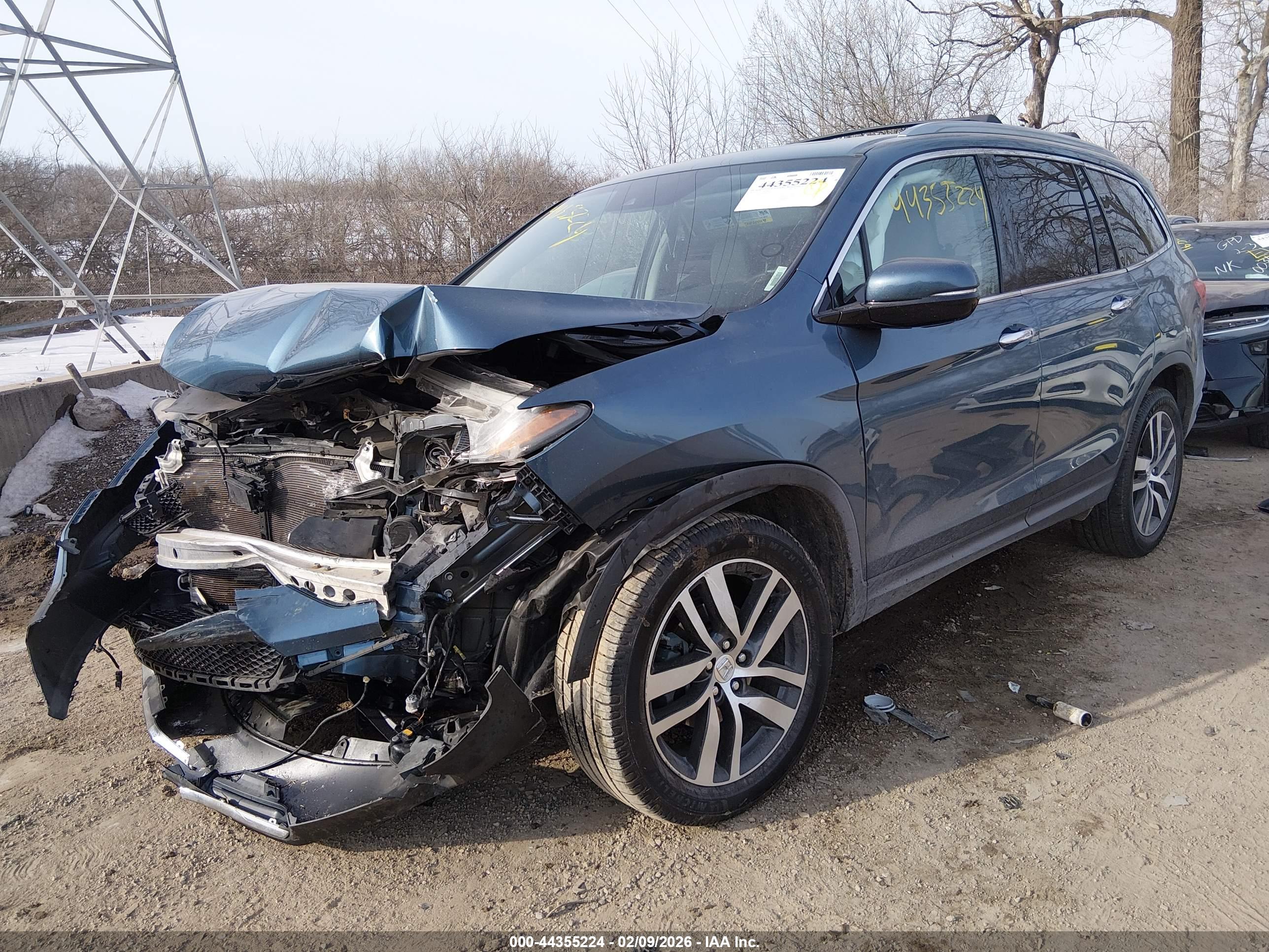 HONDA PILOT image 2