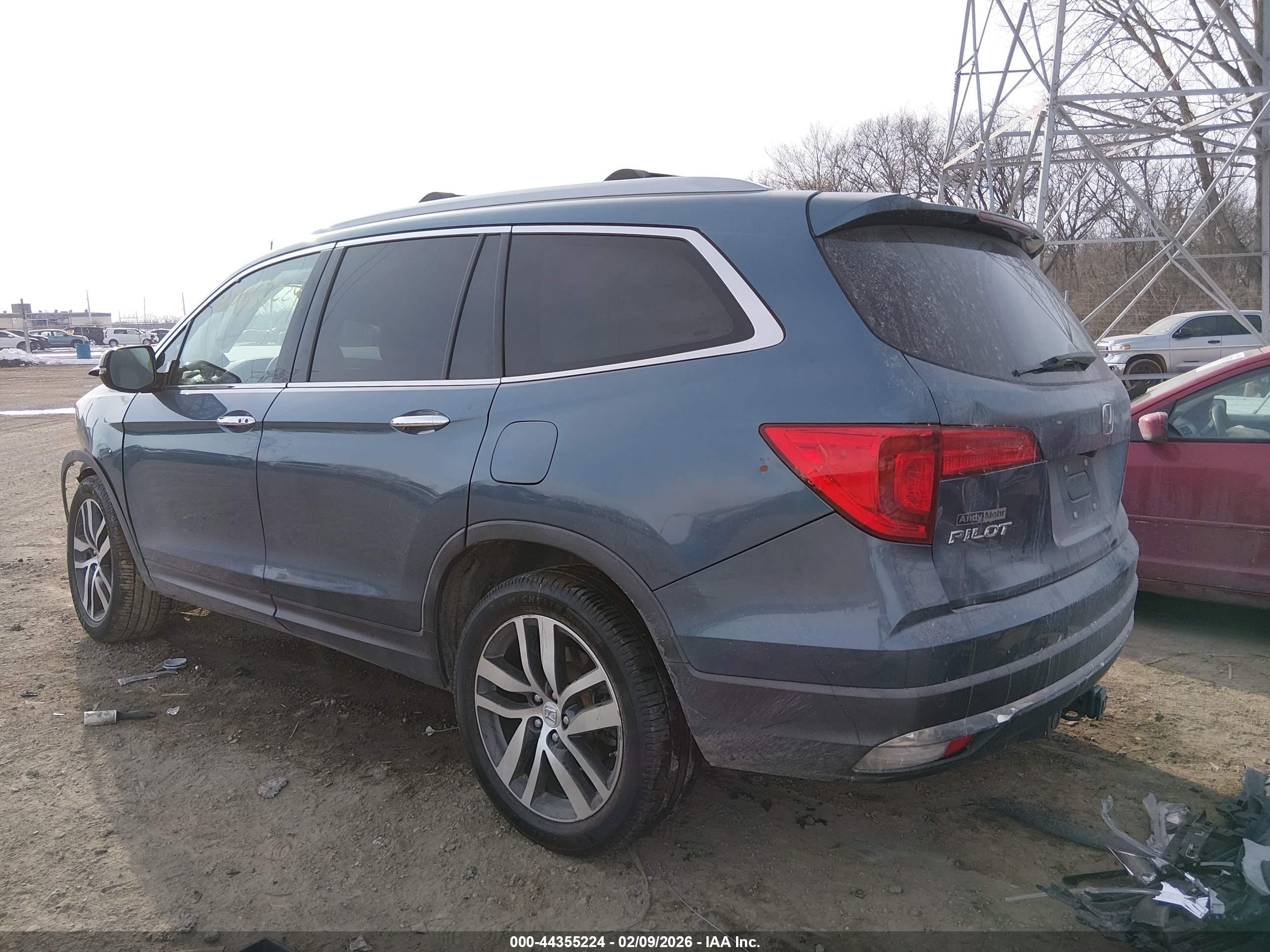 HONDA PILOT image 3