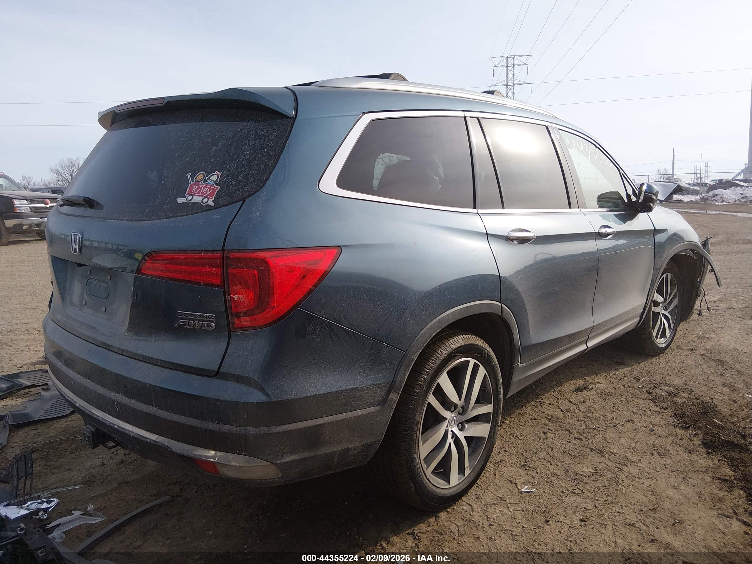 HONDA PILOT image 4