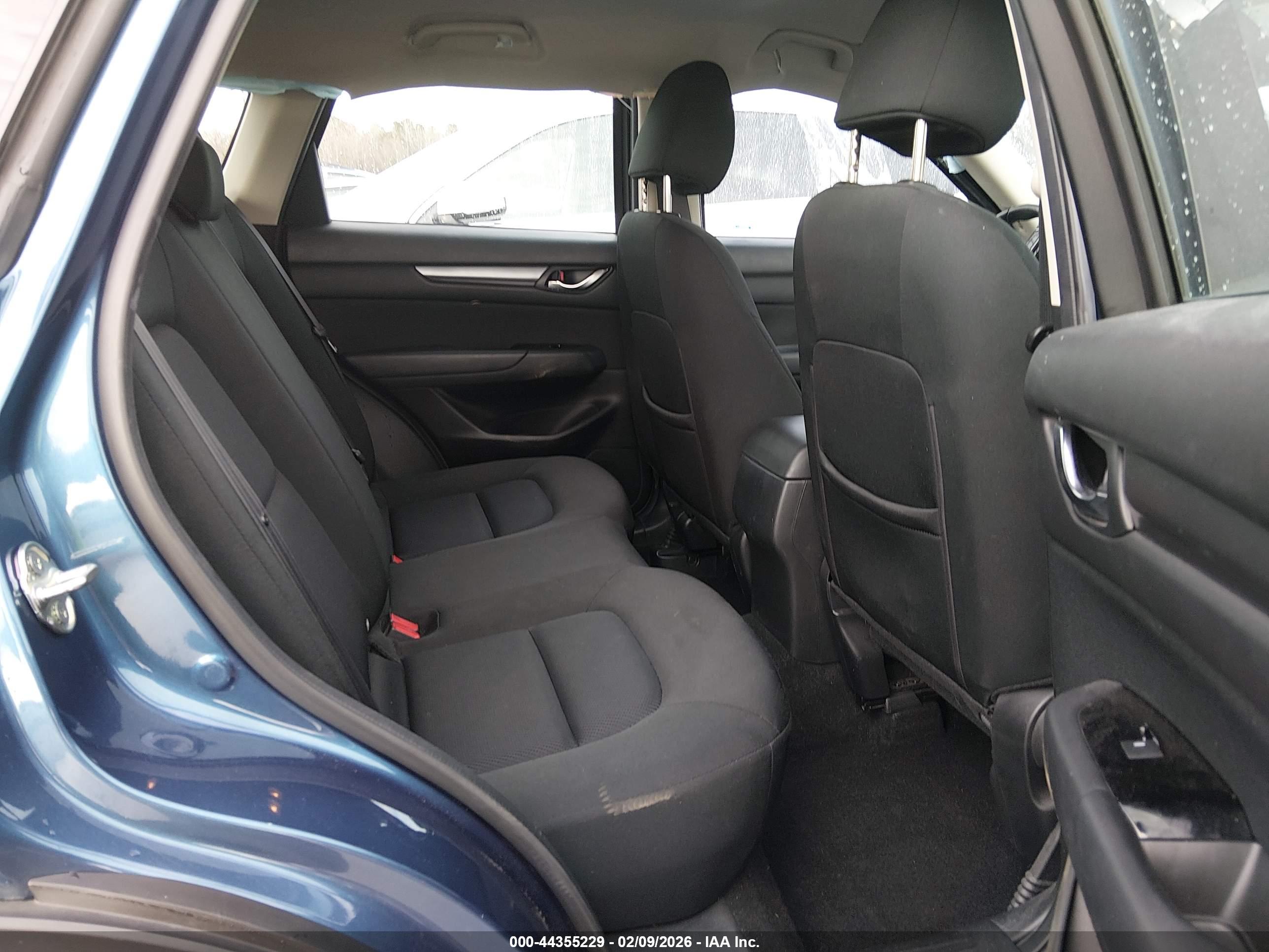 MAZDA CX-5 image 8