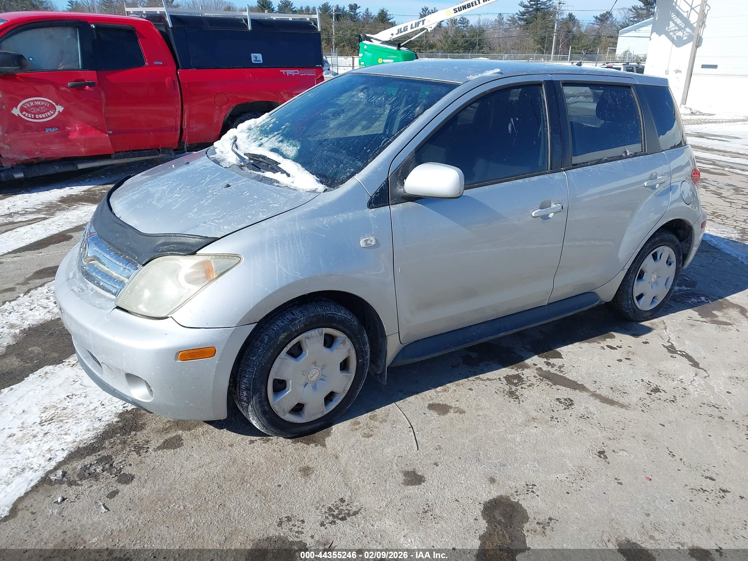 SCION XA image 2