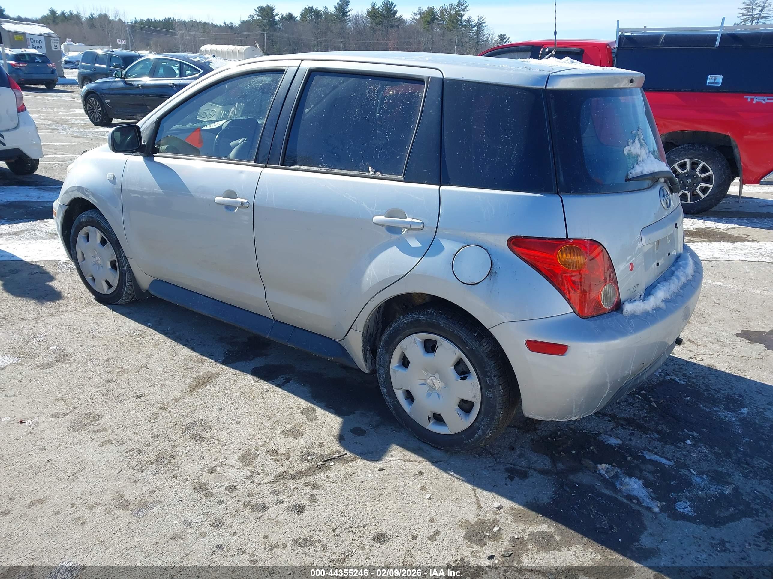 SCION XA image 3