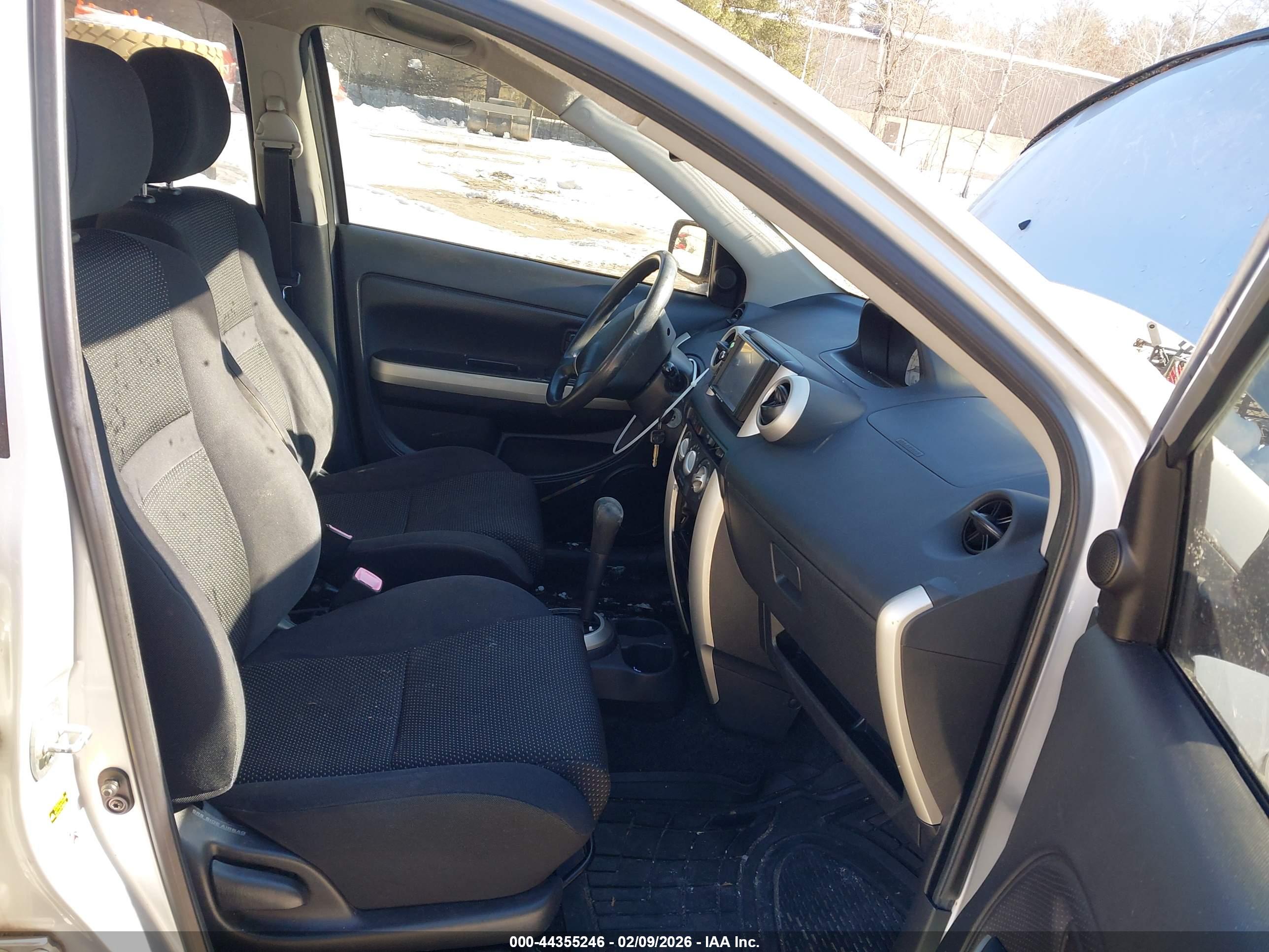 SCION XA image 5