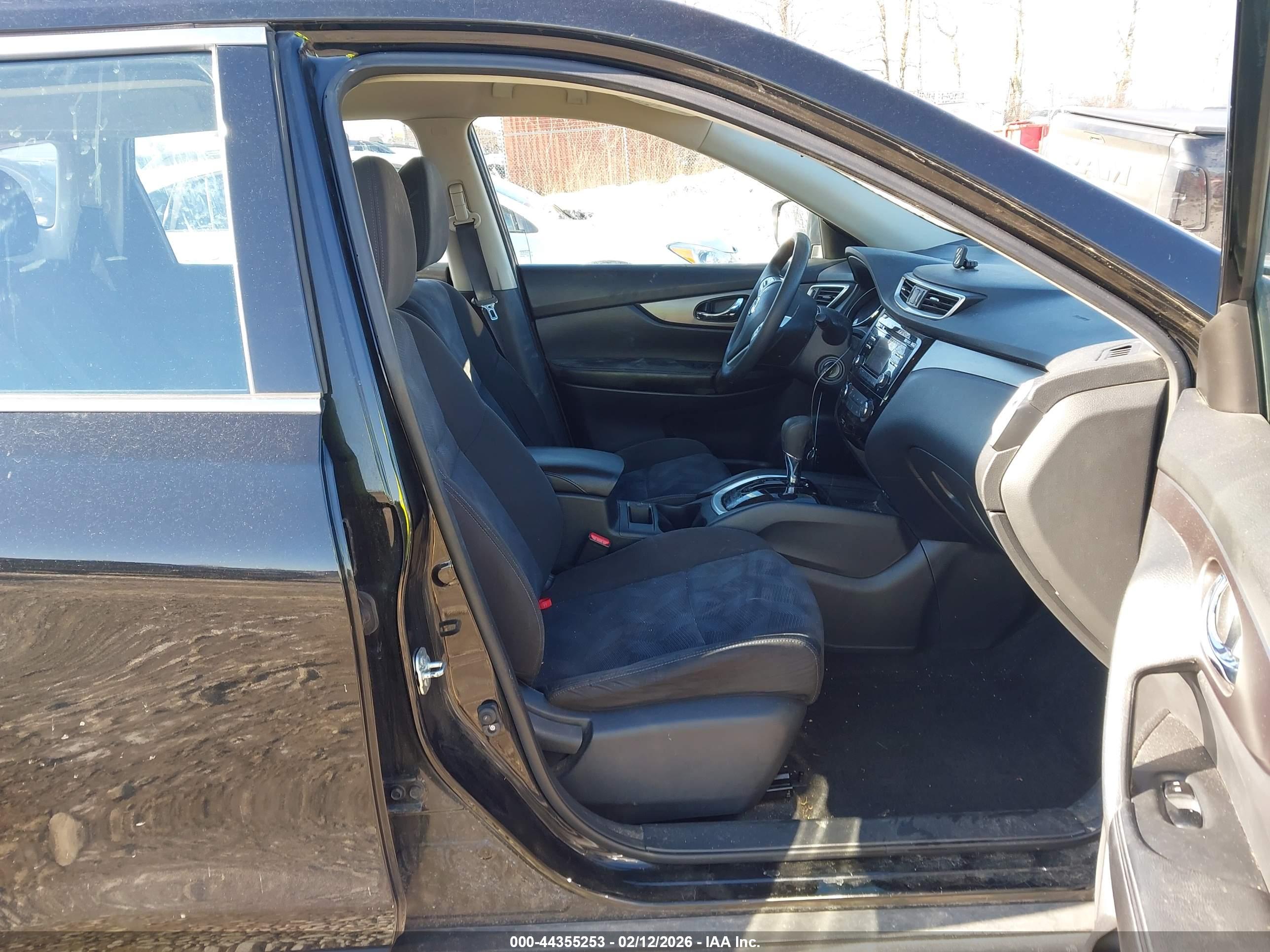 NISSAN ROGUE image 5