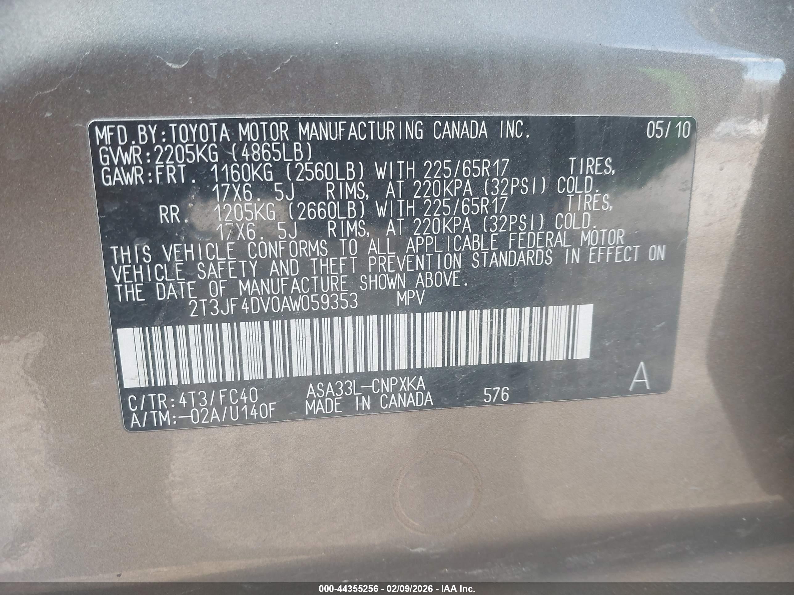 TOYOTA RAV4 image 9