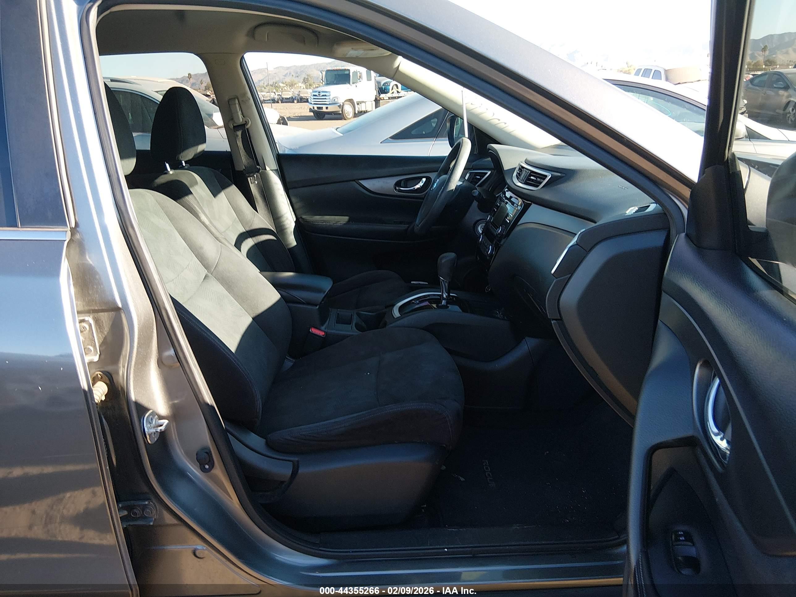 NISSAN ROGUE image 5