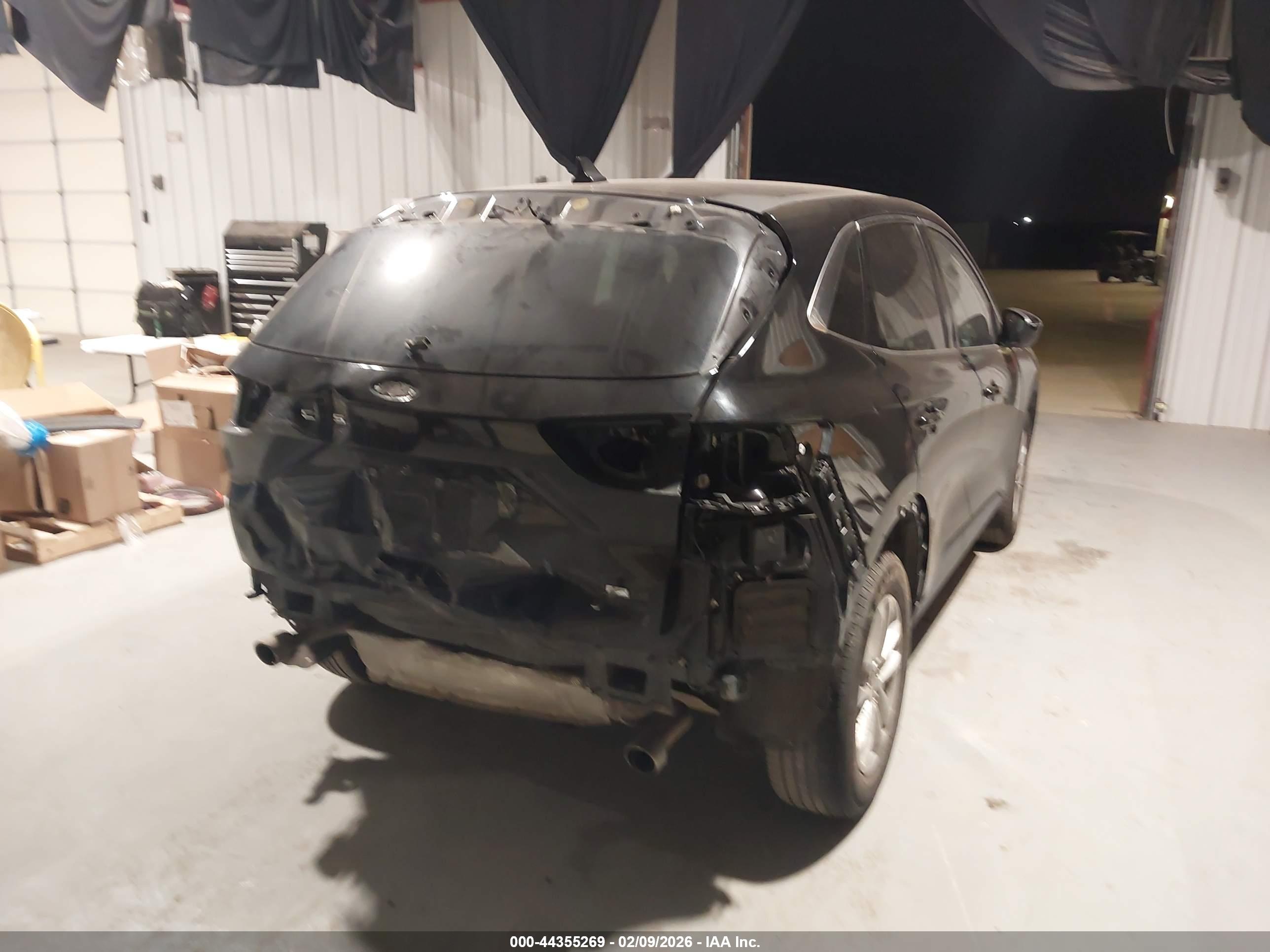 FORD ESCAPE image 4