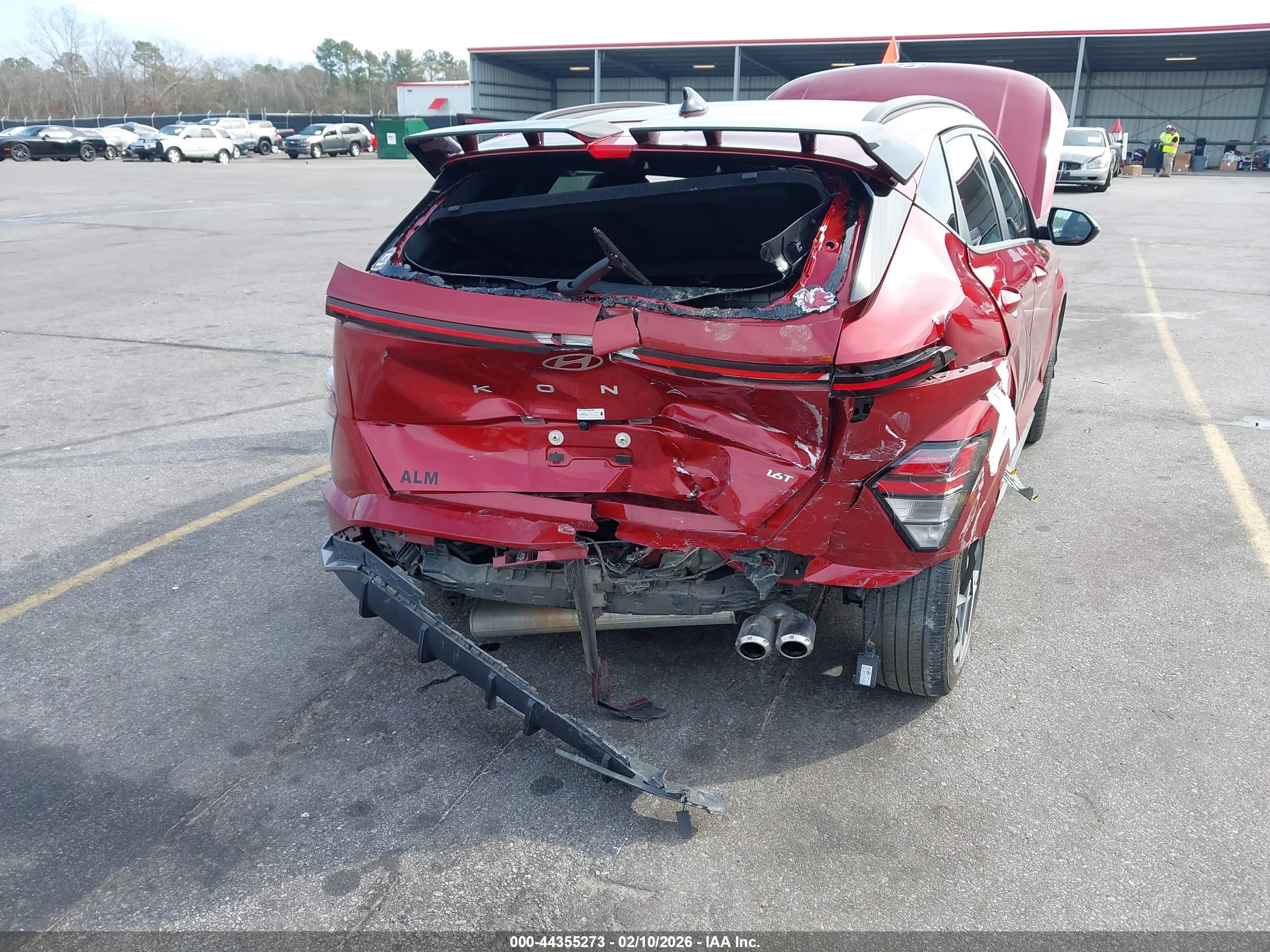 HYUNDAI KONA image 6