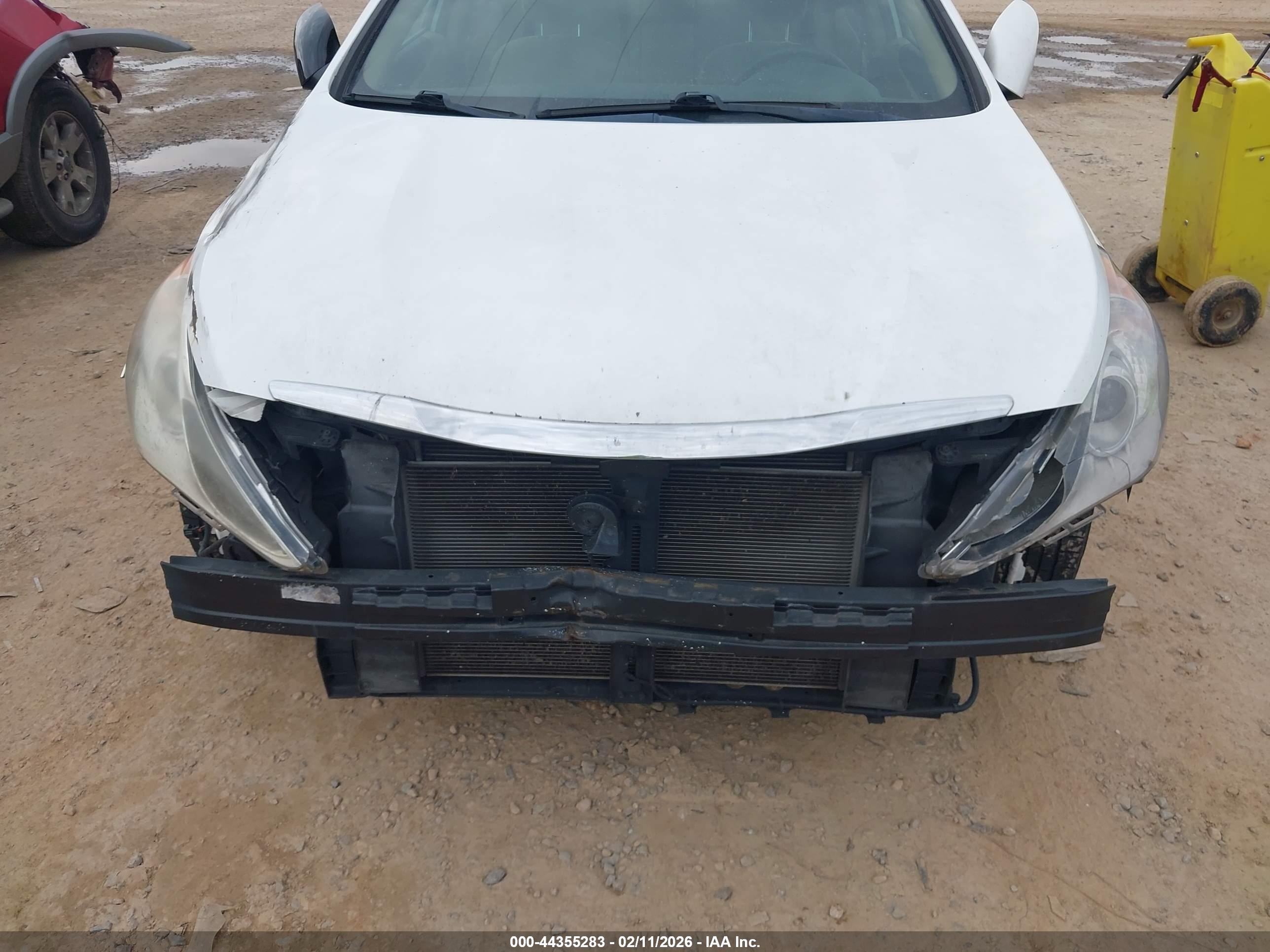 HYUNDAI SONATA image 6