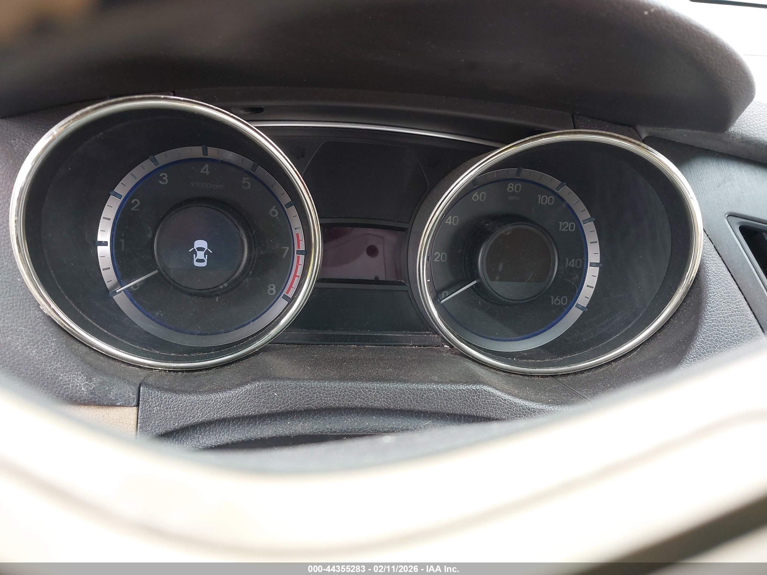 HYUNDAI SONATA image 7