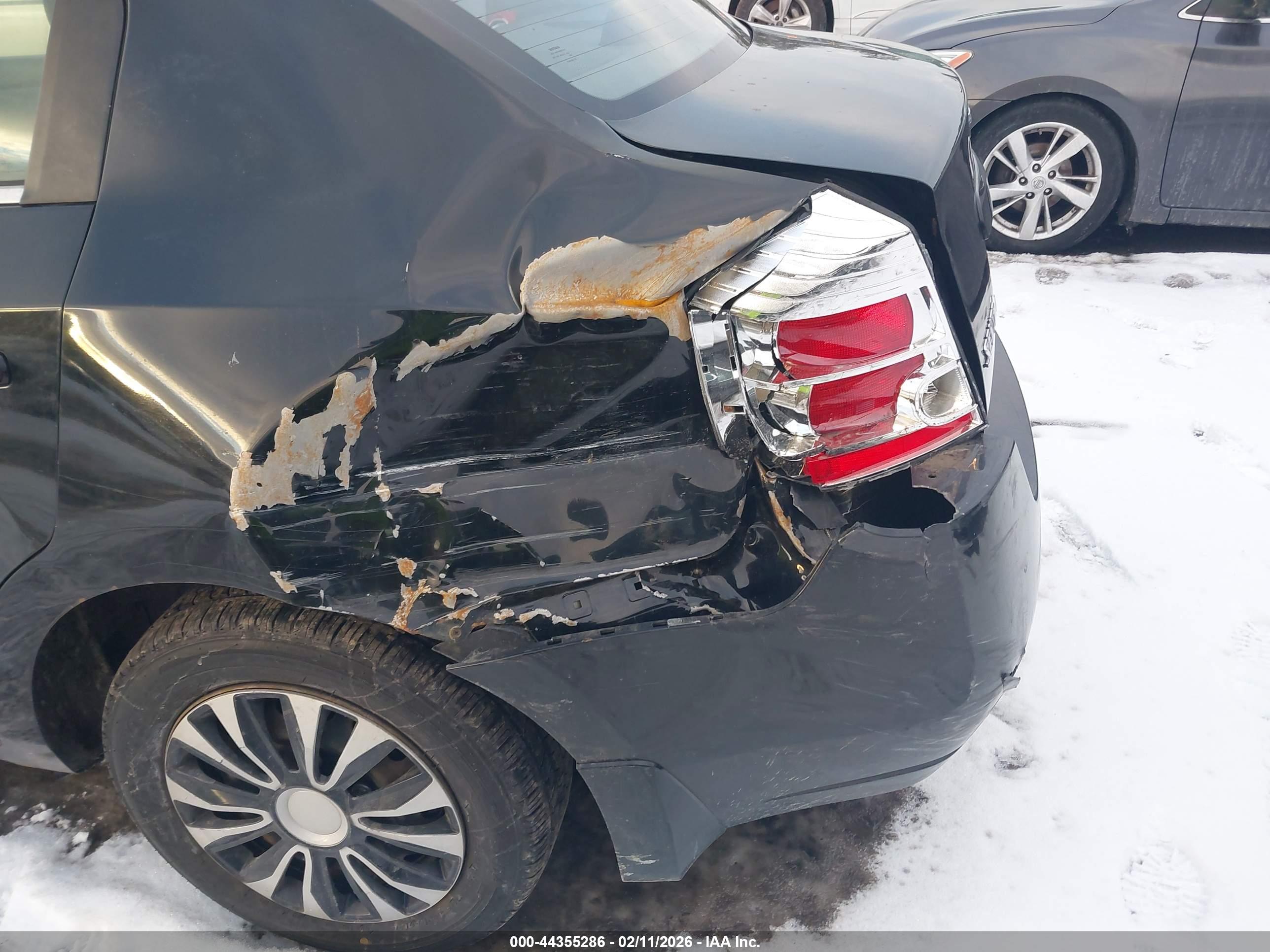NISSAN SENTRA image 6