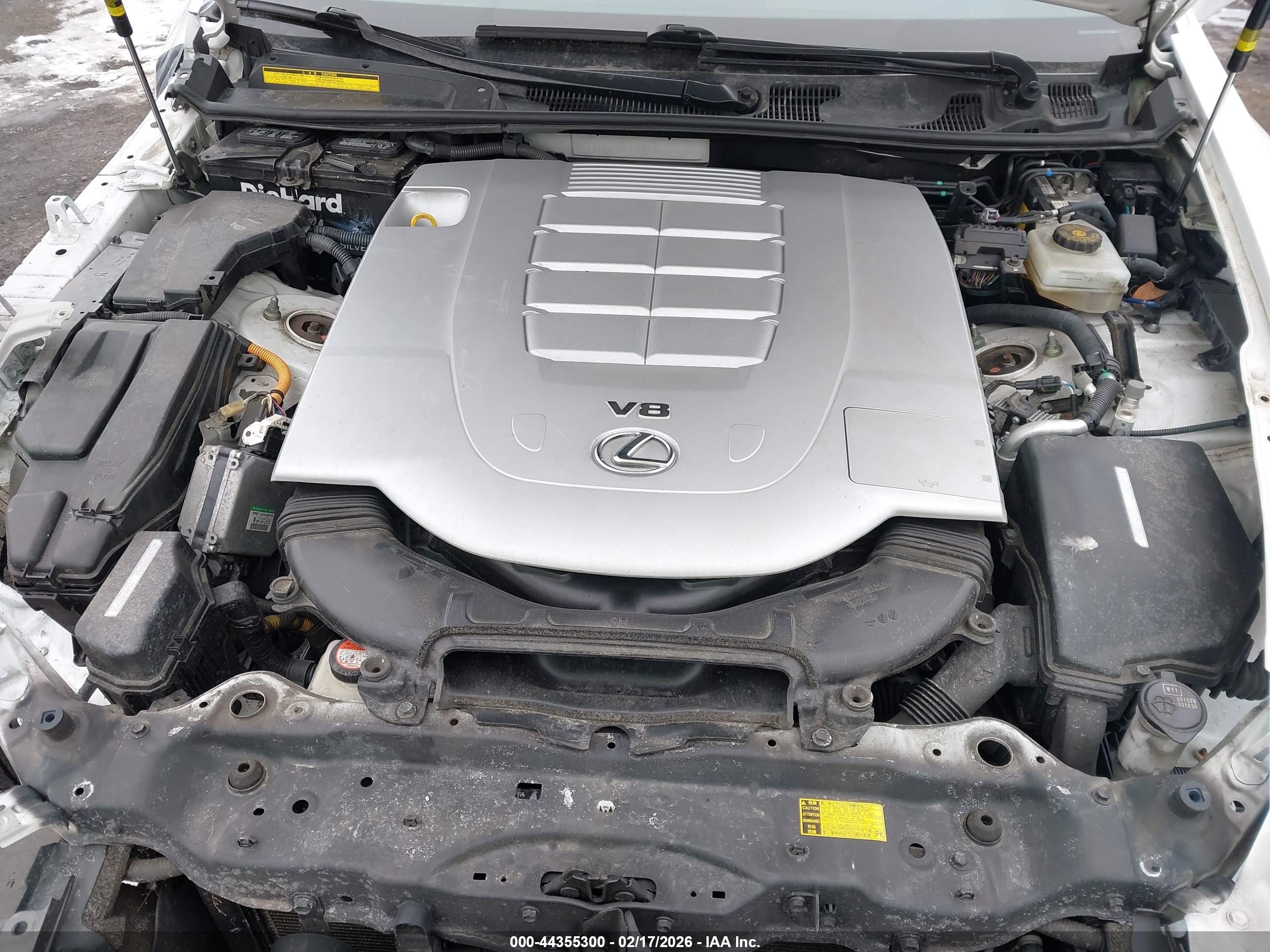 LEXUS LS image 10