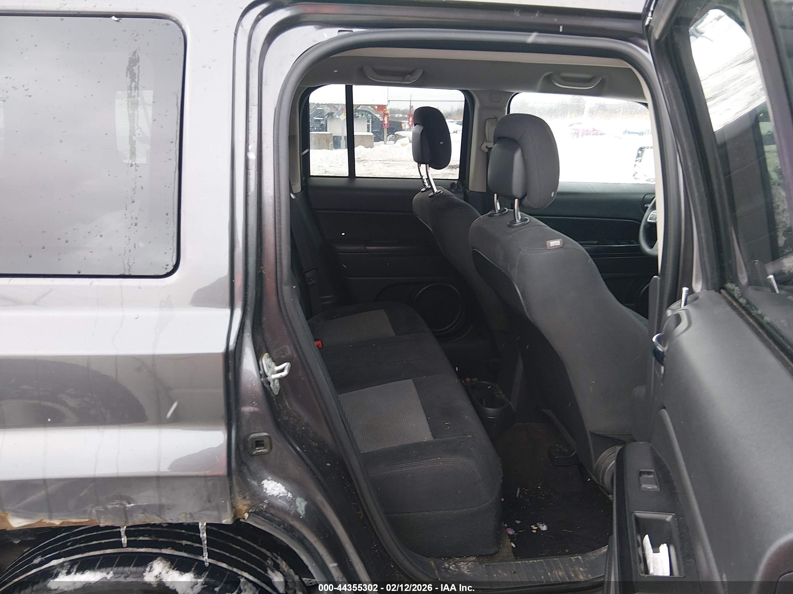 JEEP PATRIOT image 8