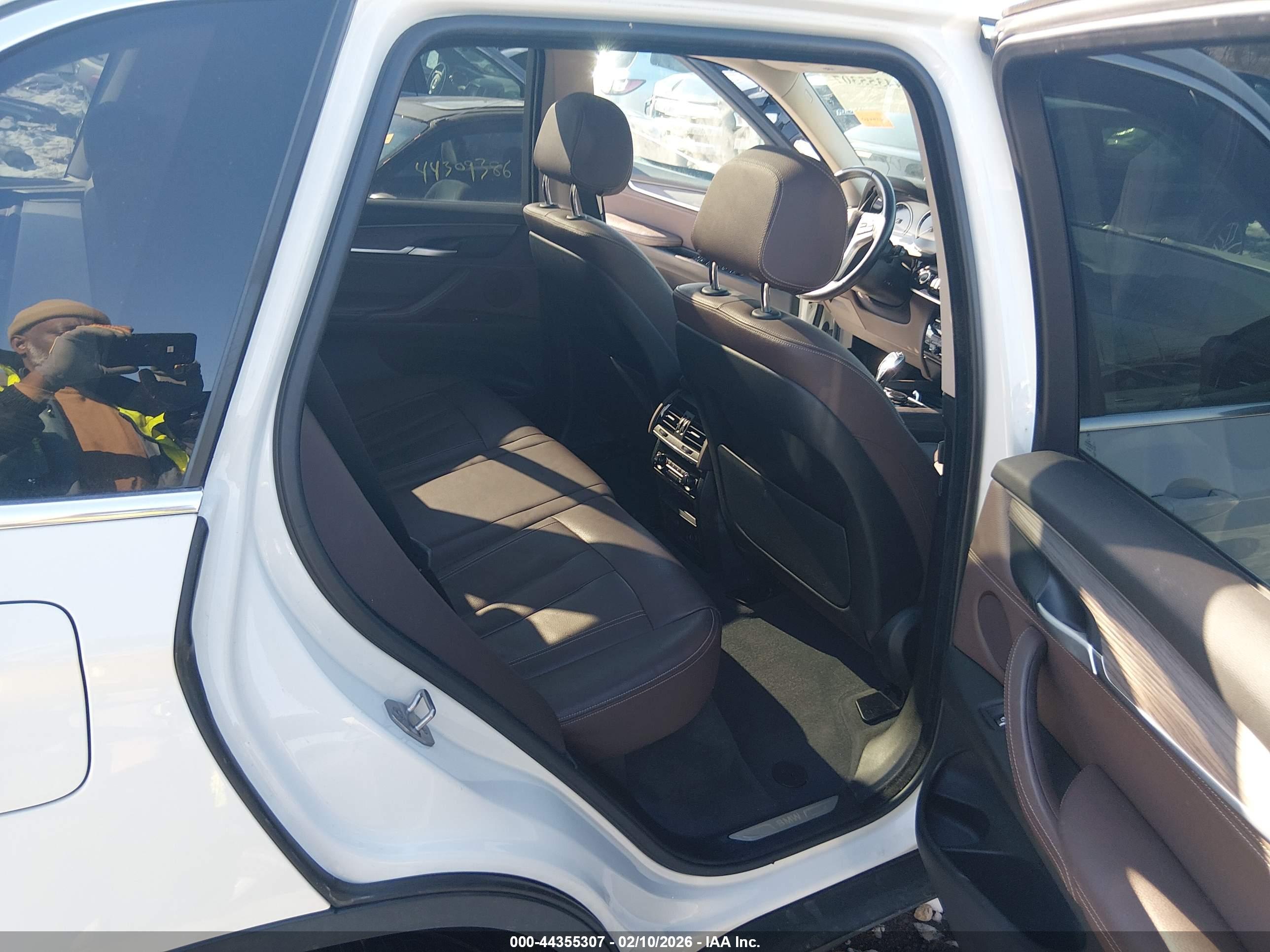 BMW X5 image 8