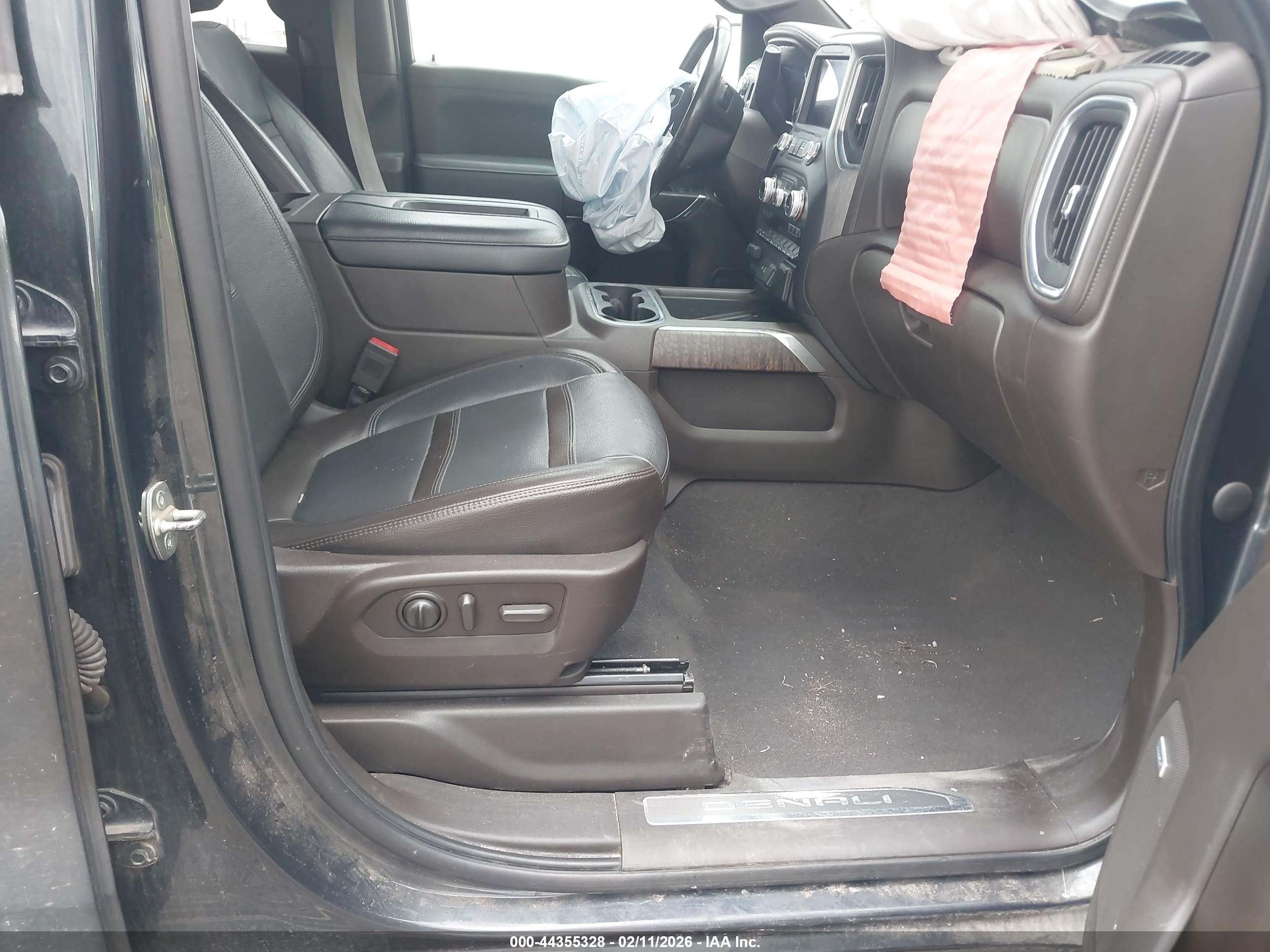 GMC SIERRA image 5