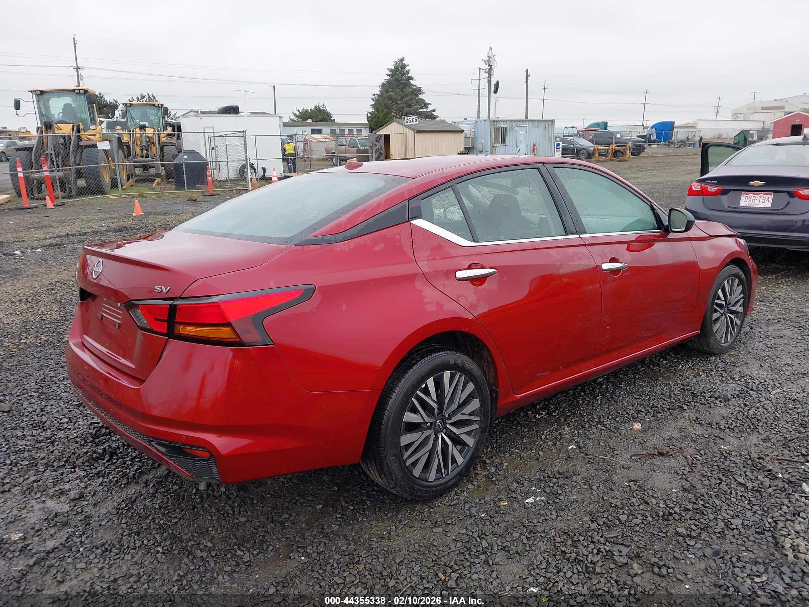 NISSAN ALTIMA image 4