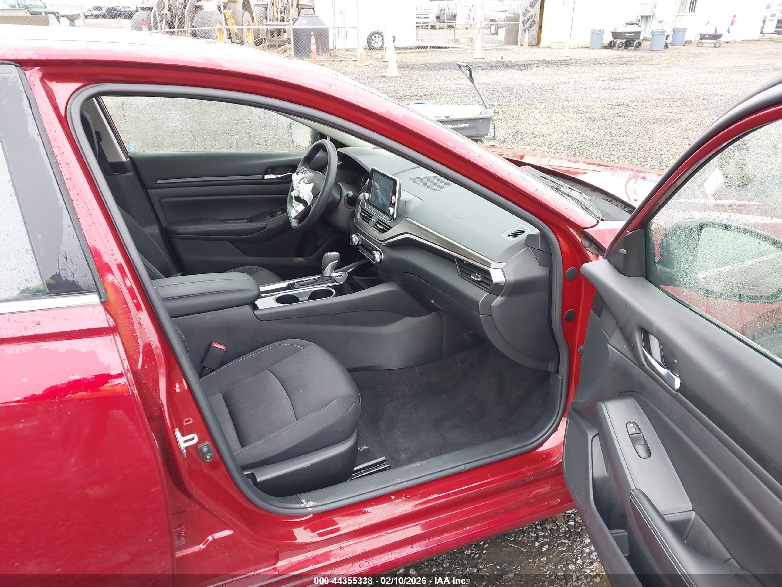 NISSAN ALTIMA image 5