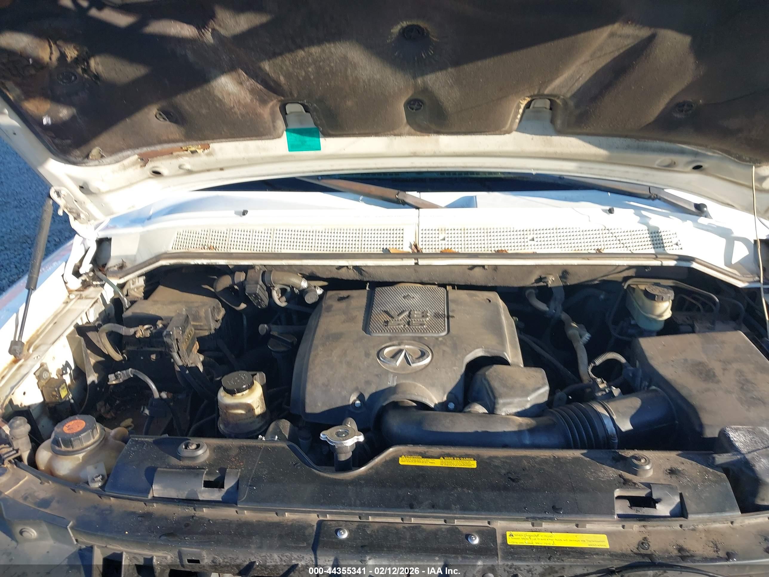 INFINITI QX56 image 10