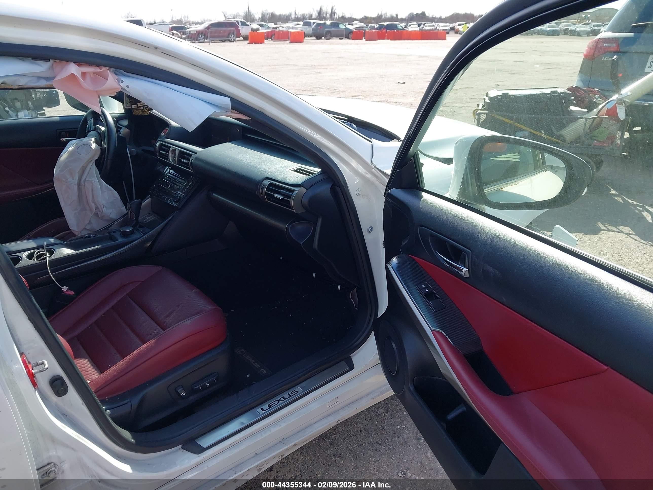 LEXUS IS image 5