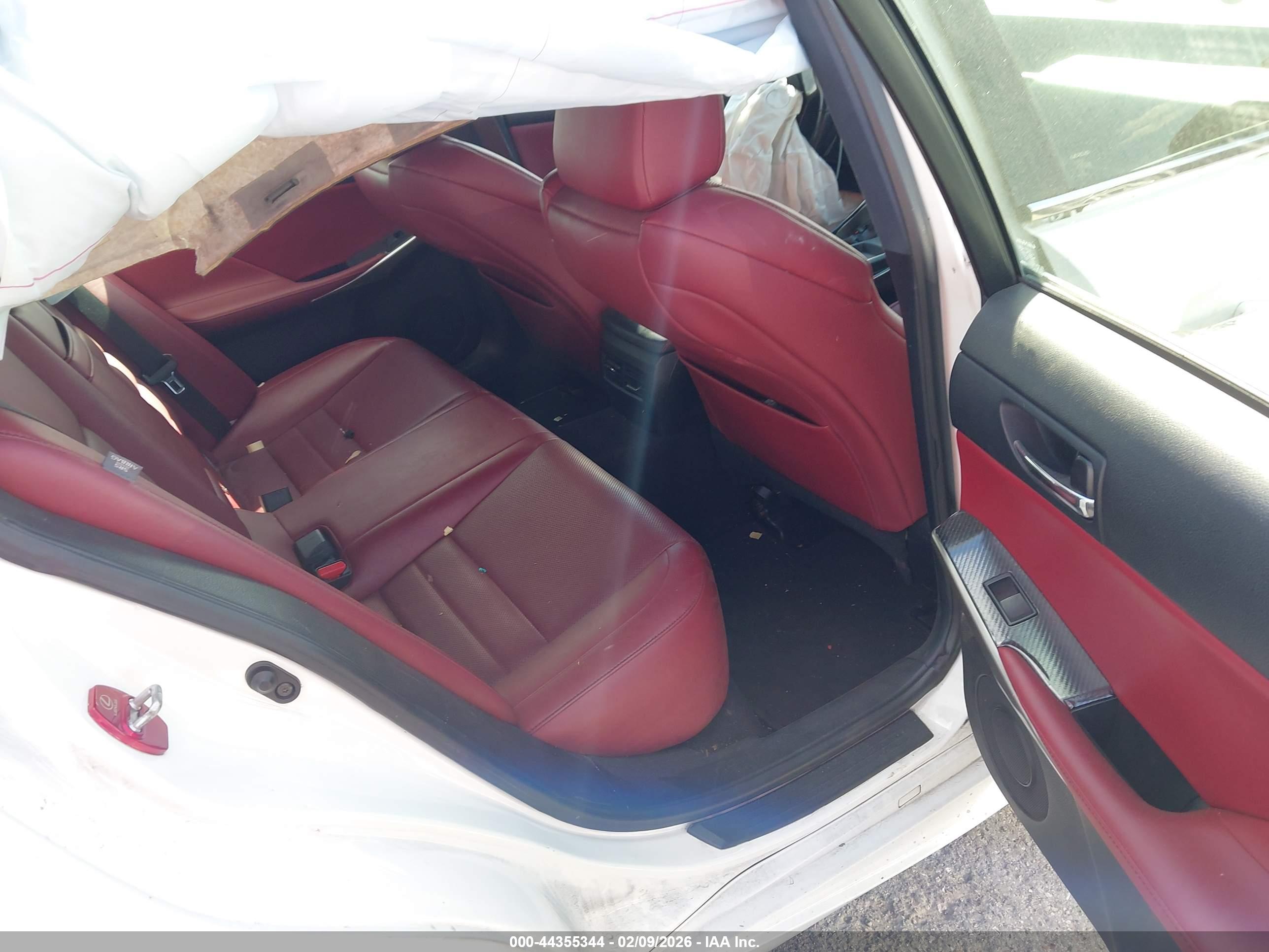 LEXUS IS image 8