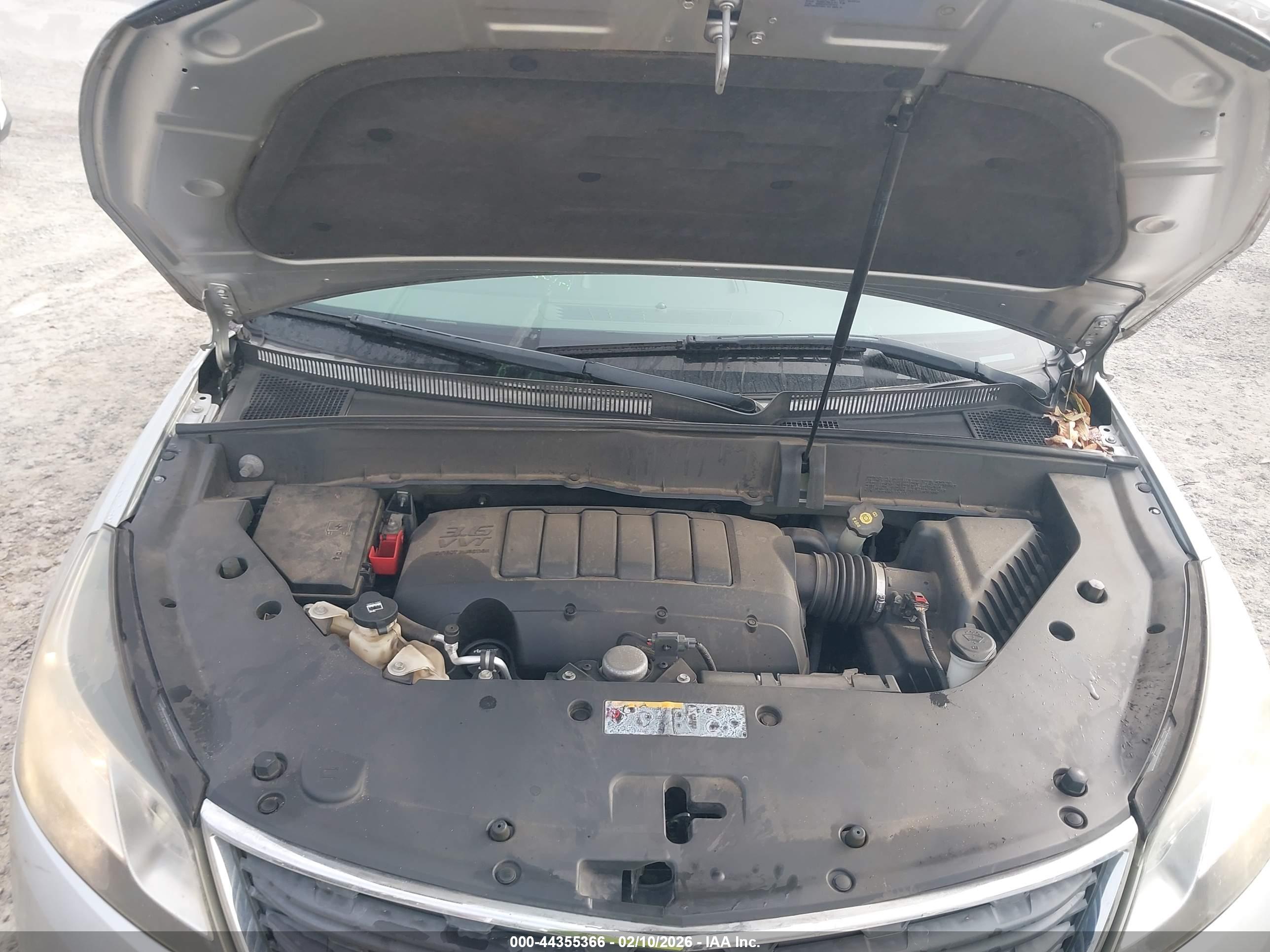 CHEVROLET TRAVERSE image 10