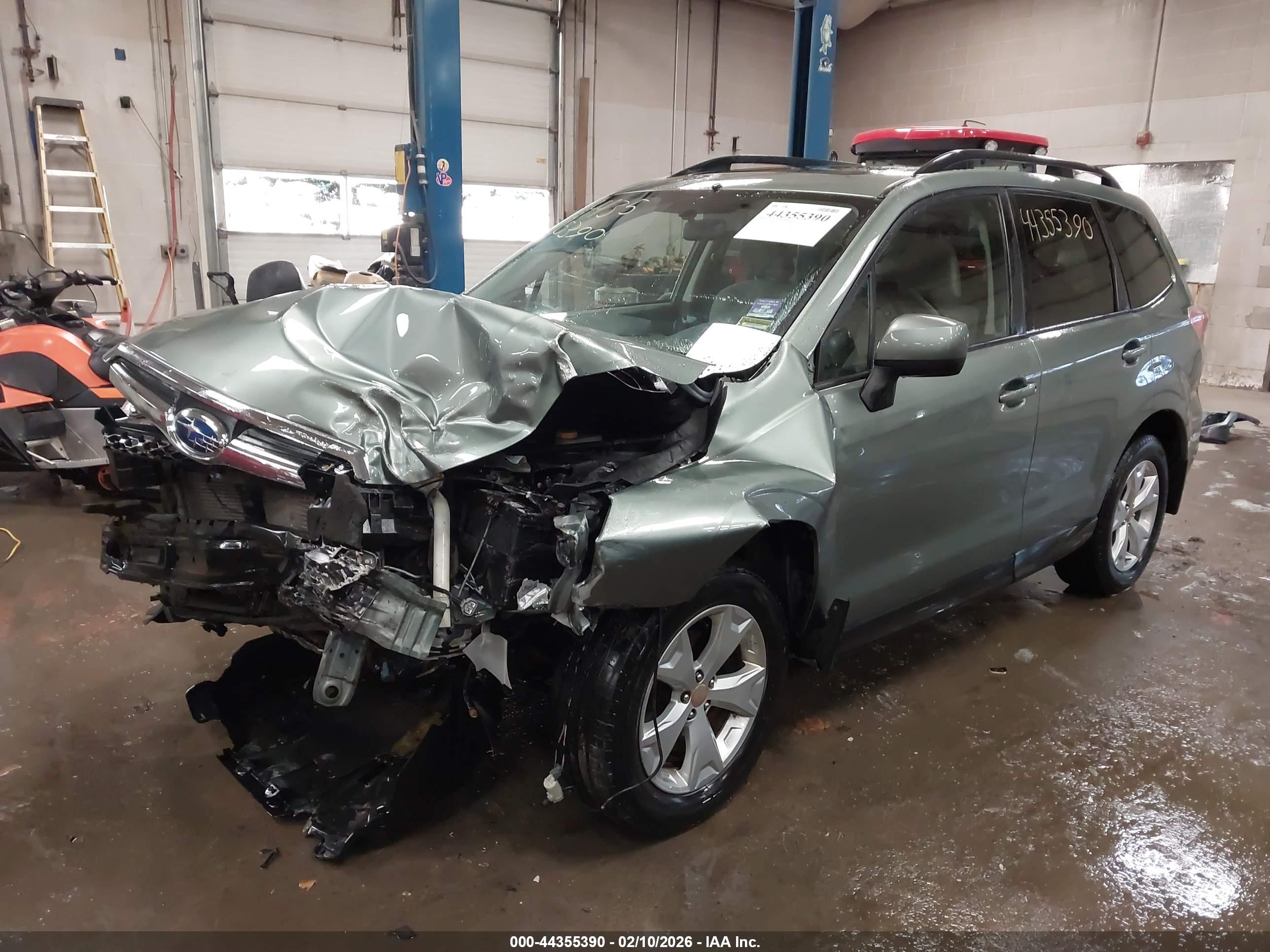 SUBARU FORESTER image 2