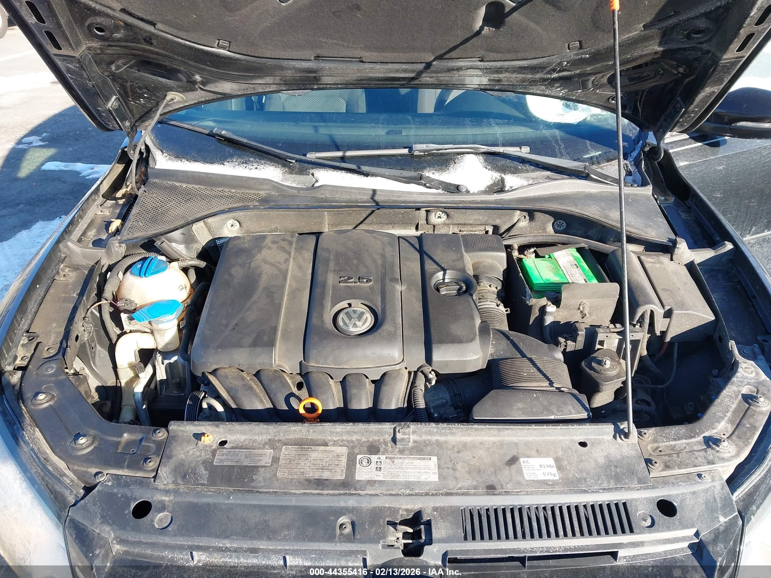 VOLKSWAGEN PASSAT image 10