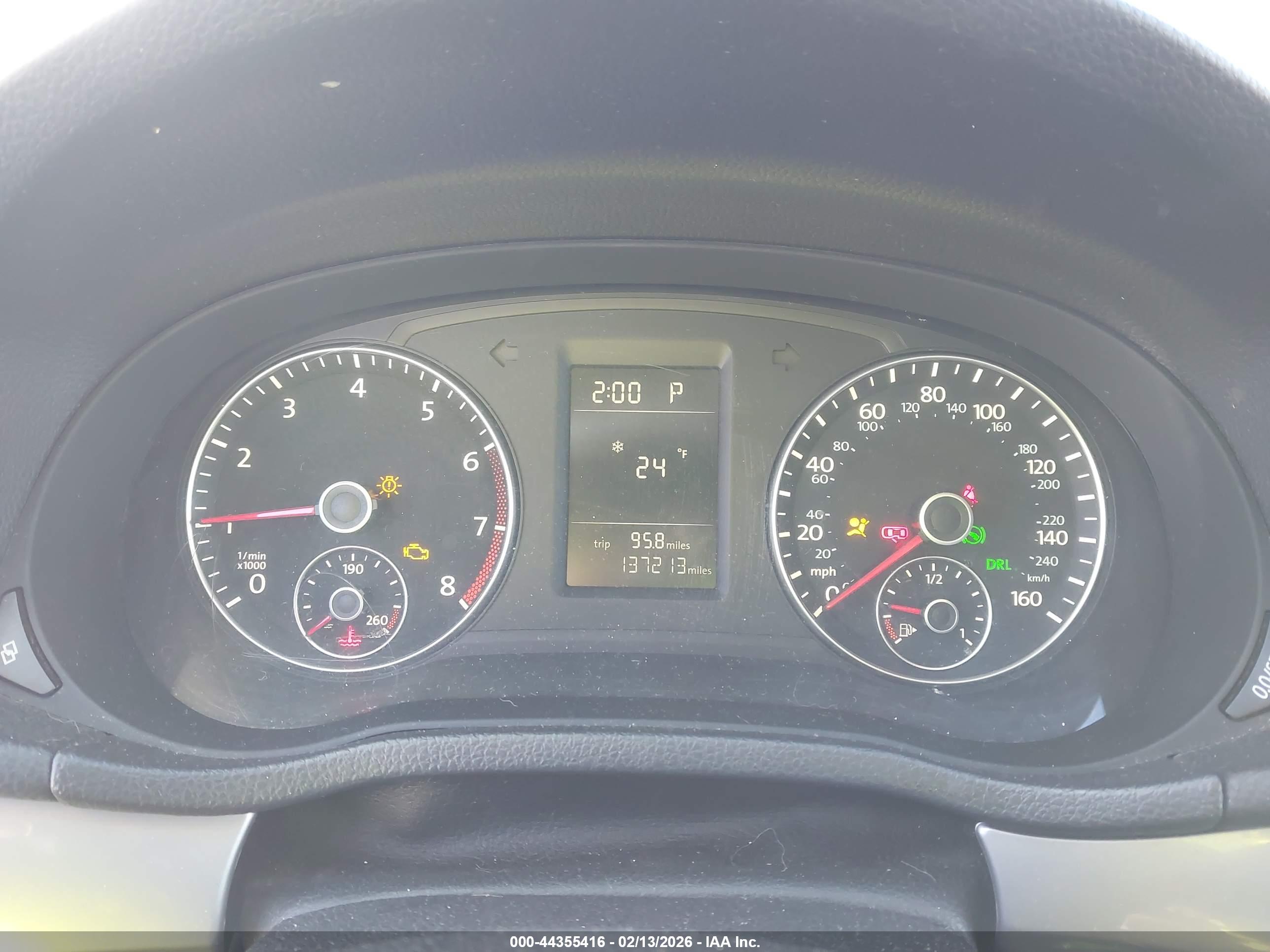 VOLKSWAGEN PASSAT image 7