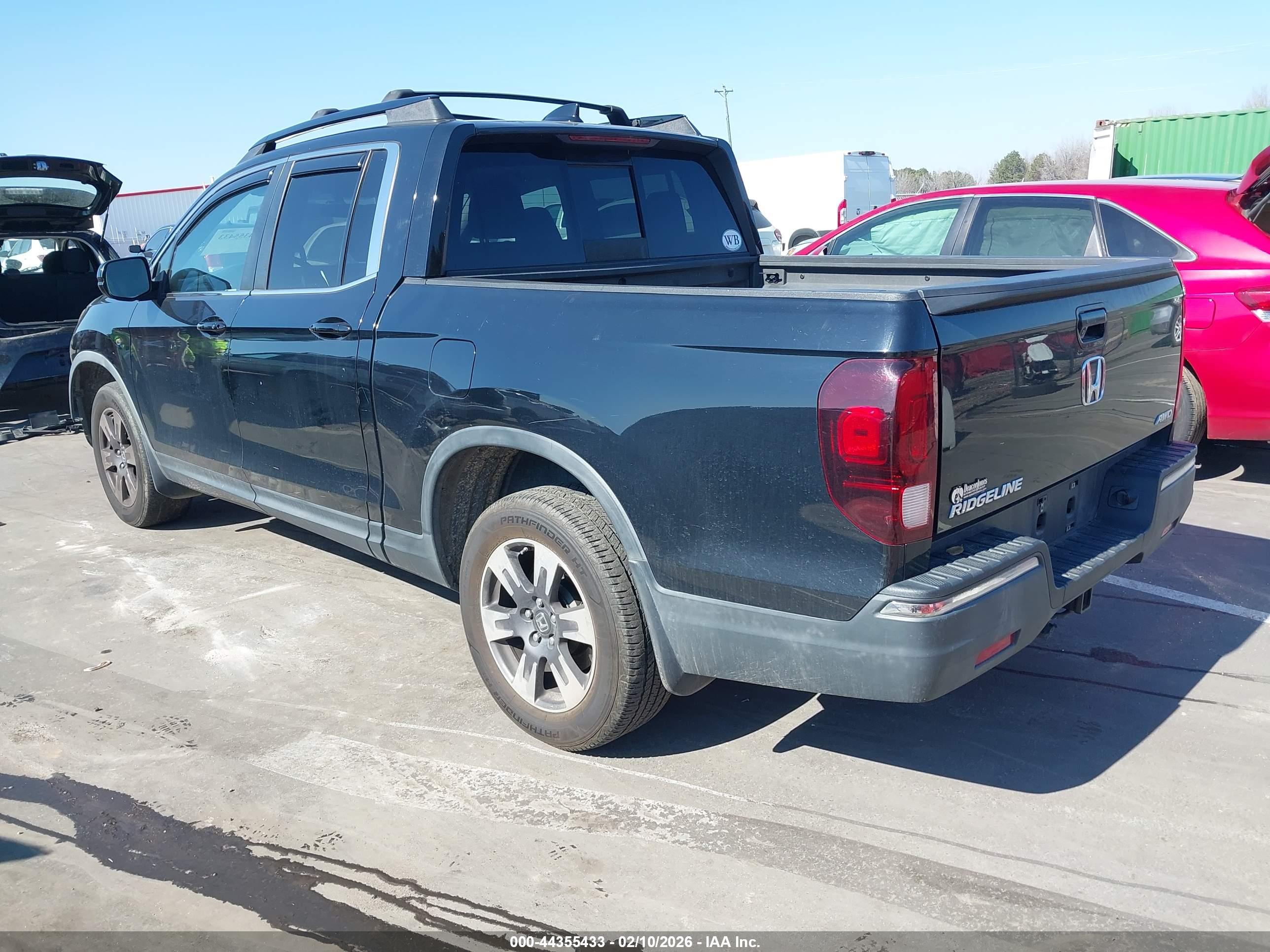 HONDA RIDGELINE image 3