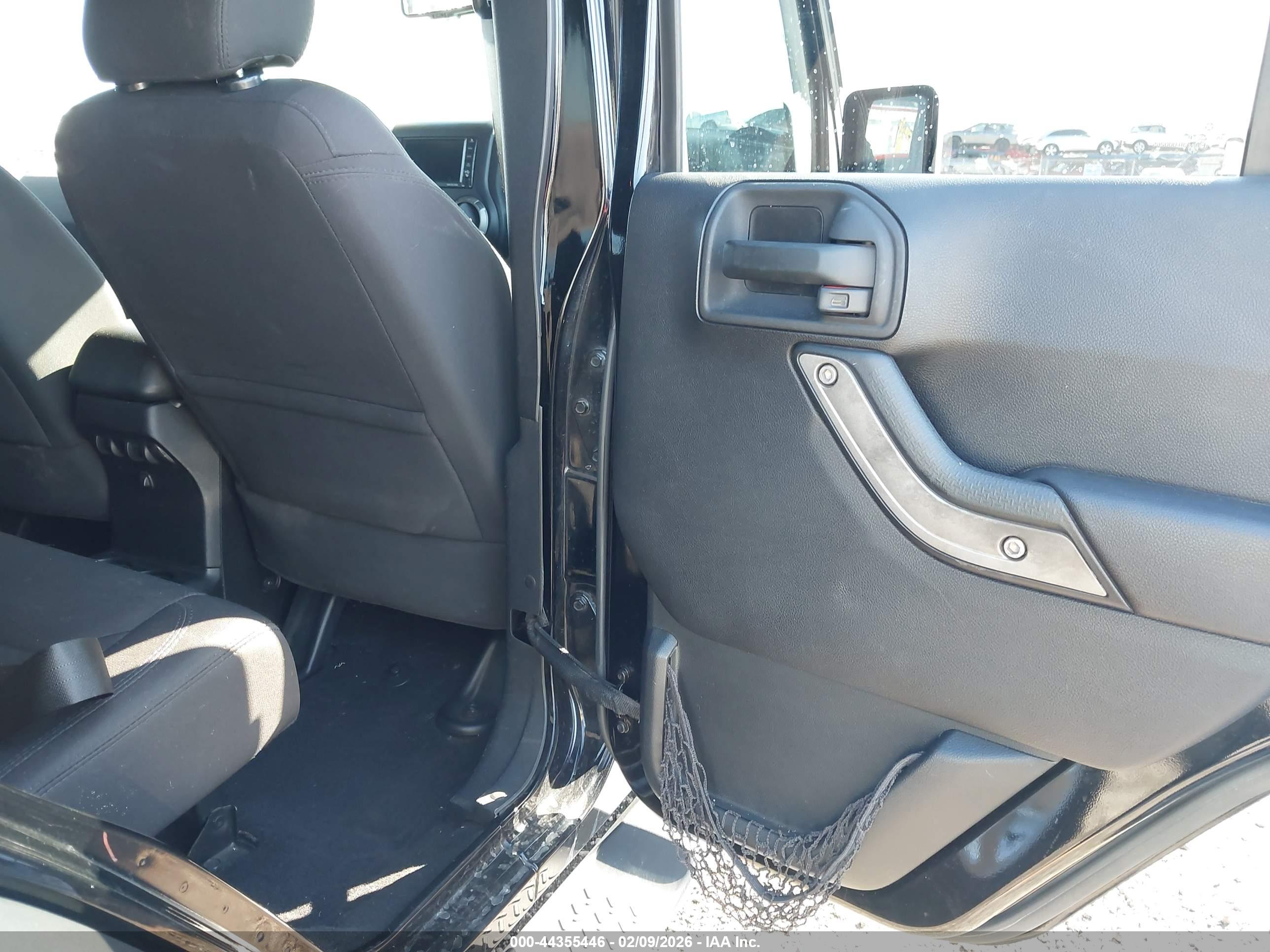 JEEP WRANGLER image 8
