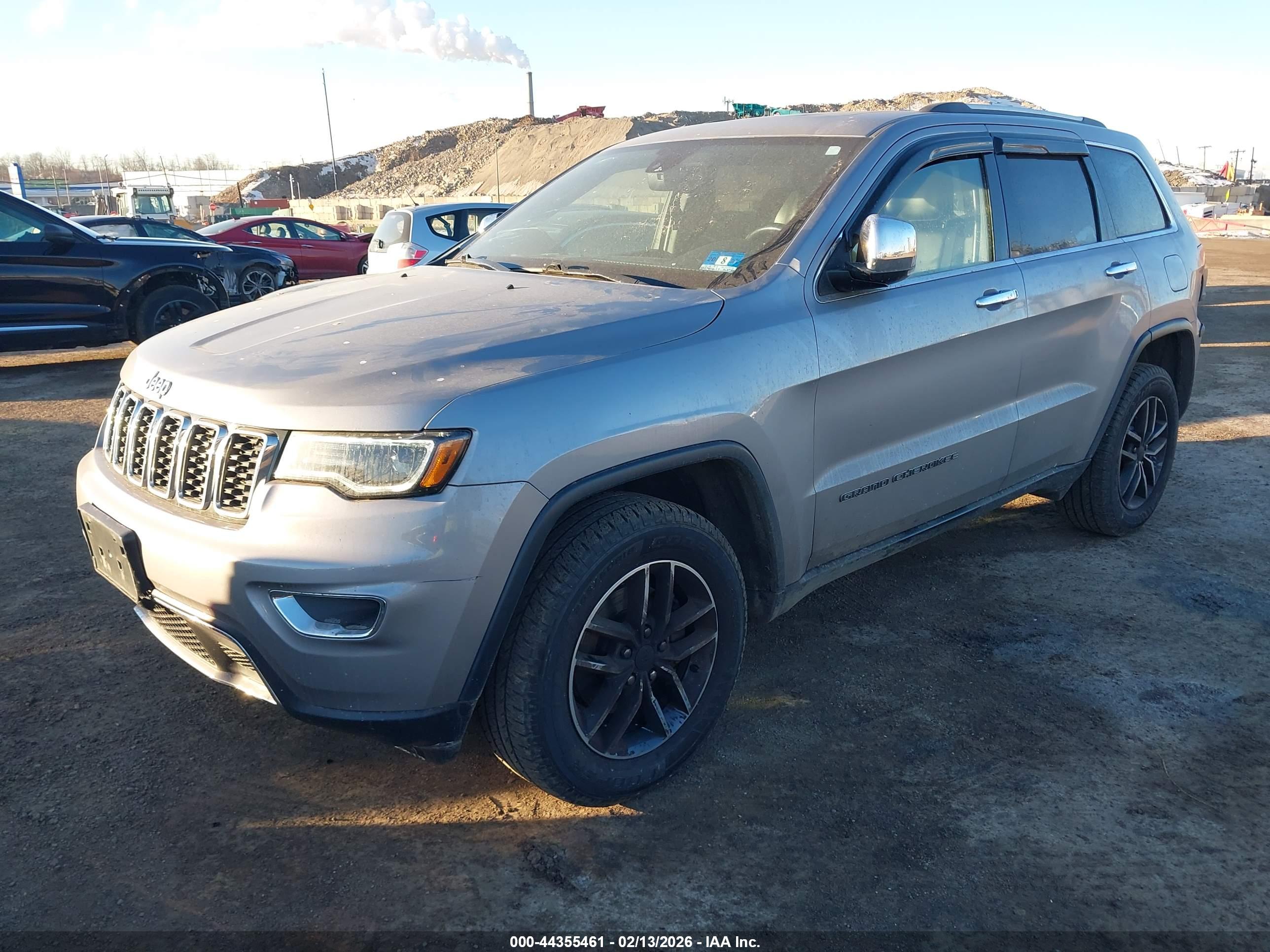 JEEP GRAND image 2