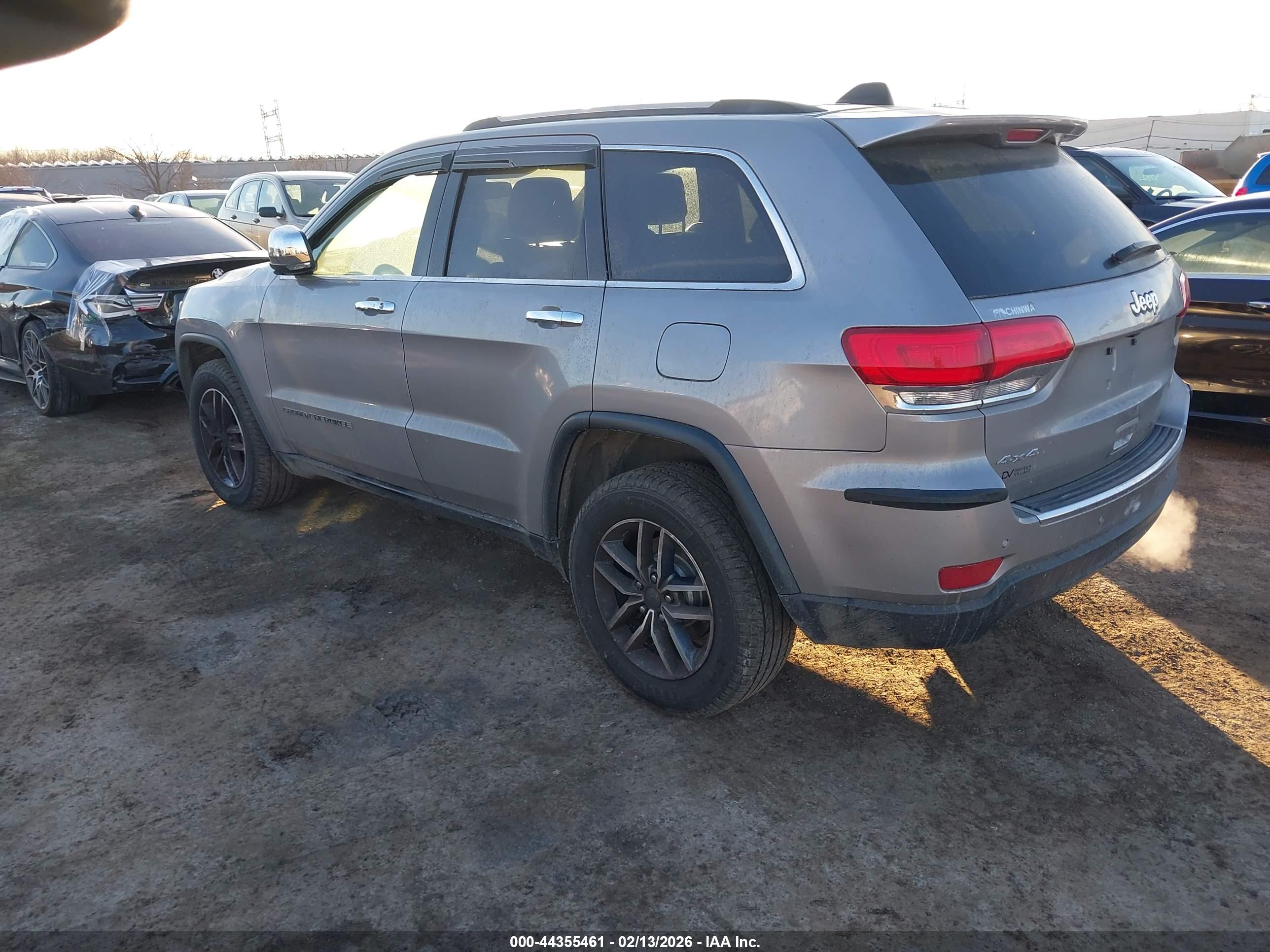 JEEP GRAND image 3