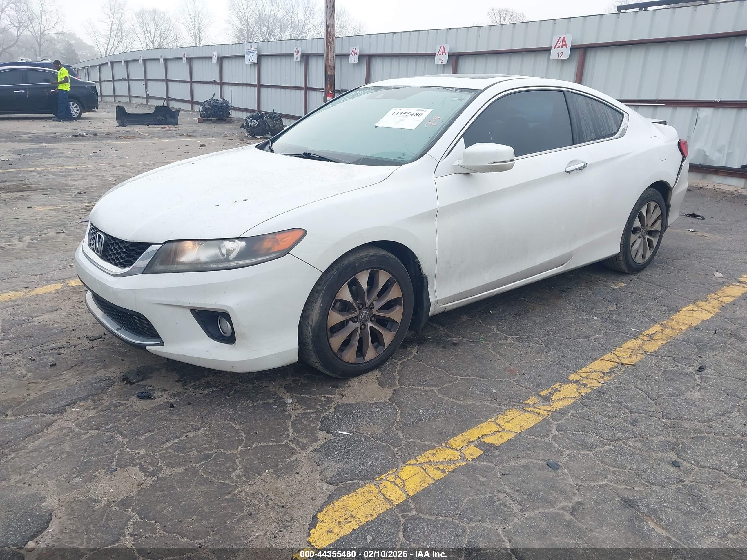 HONDA ACCORD image 2