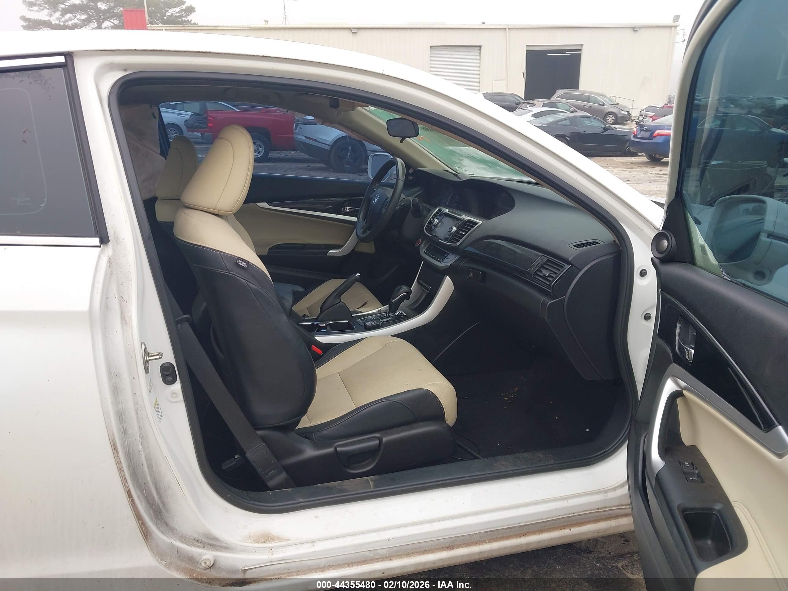 HONDA ACCORD image 5