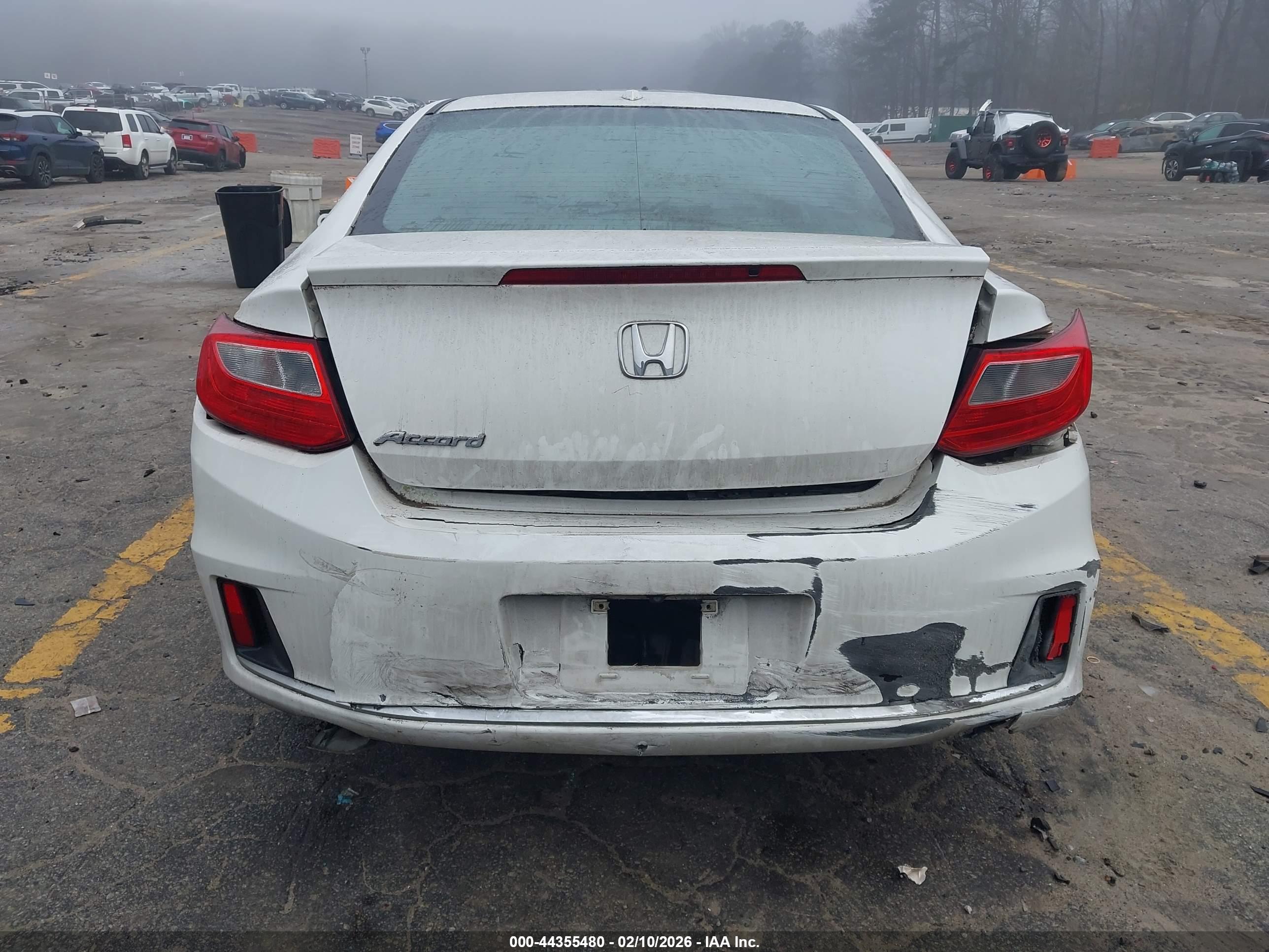 HONDA ACCORD image 6