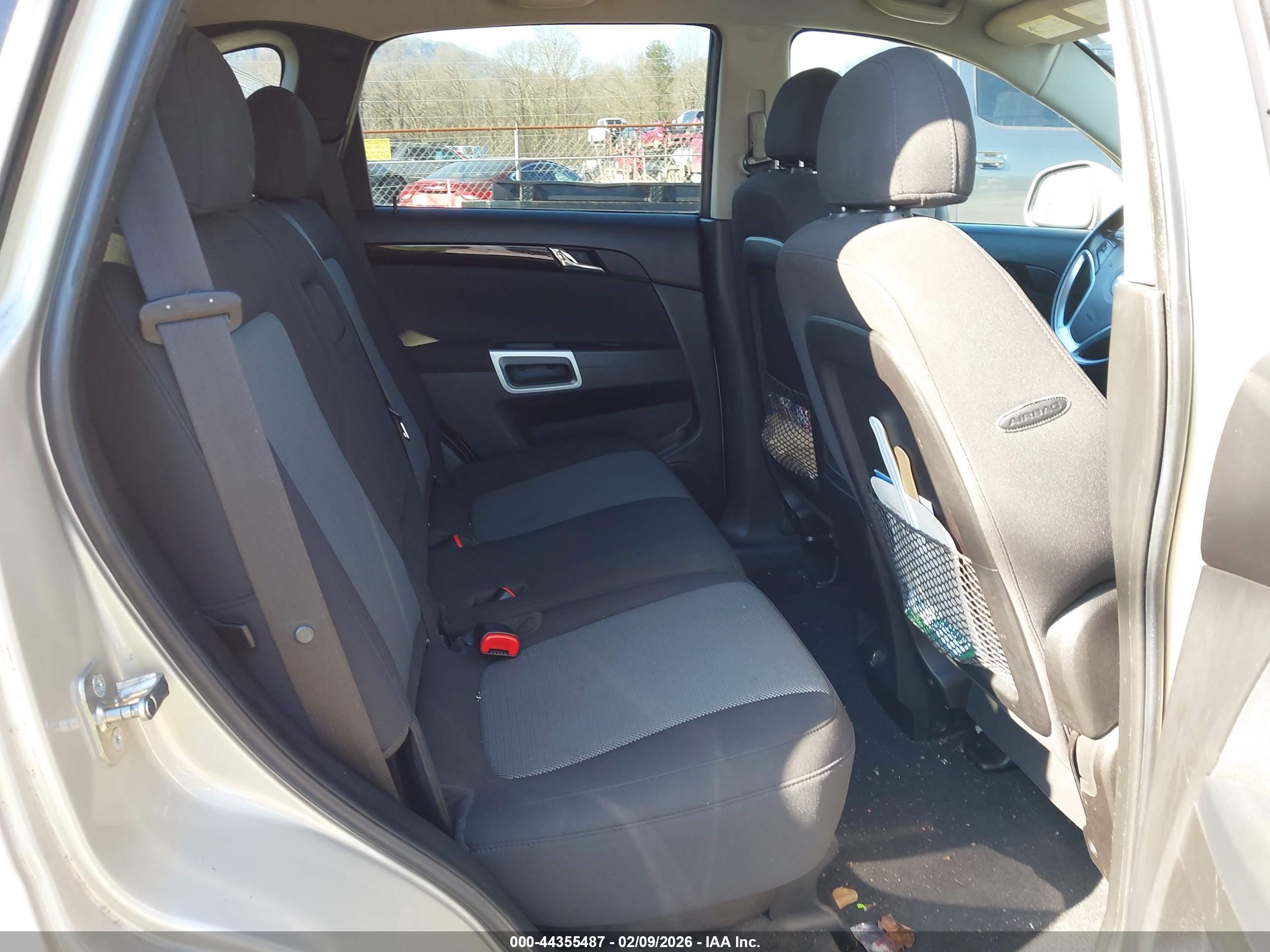 CHEVROLET CAPTIVA image 8