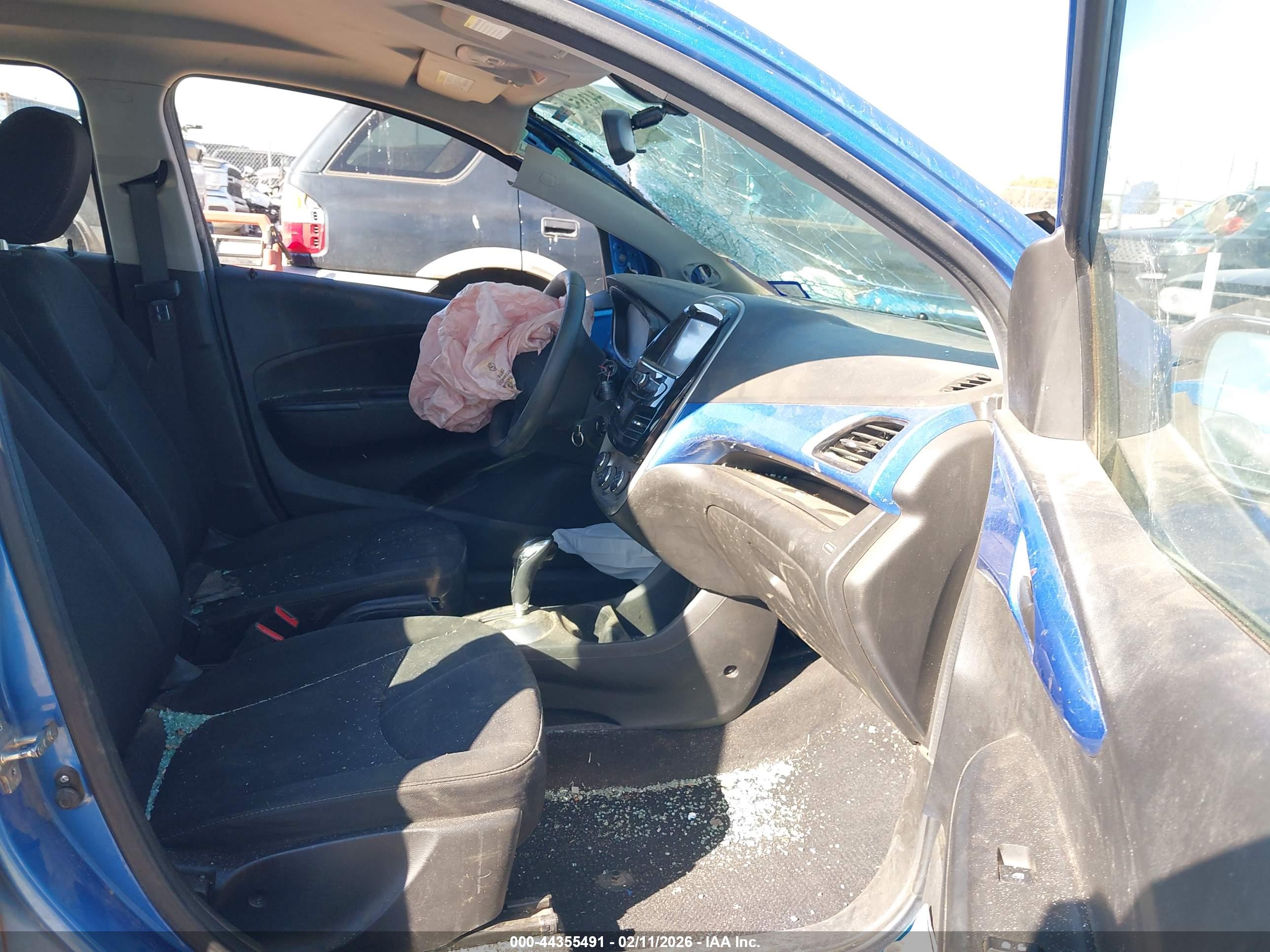 CHEVROLET SPARK image 5