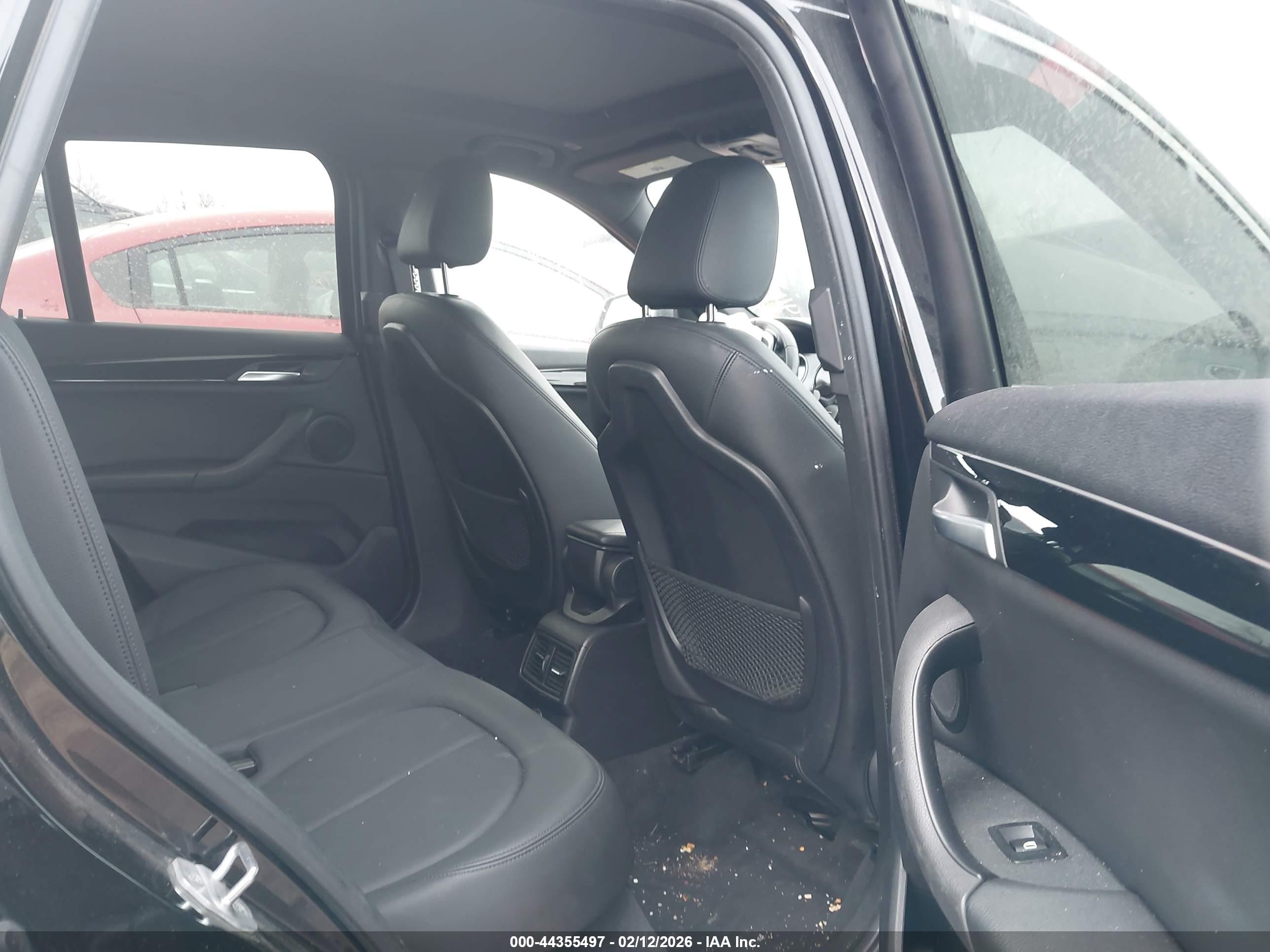 BMW X1 image 8