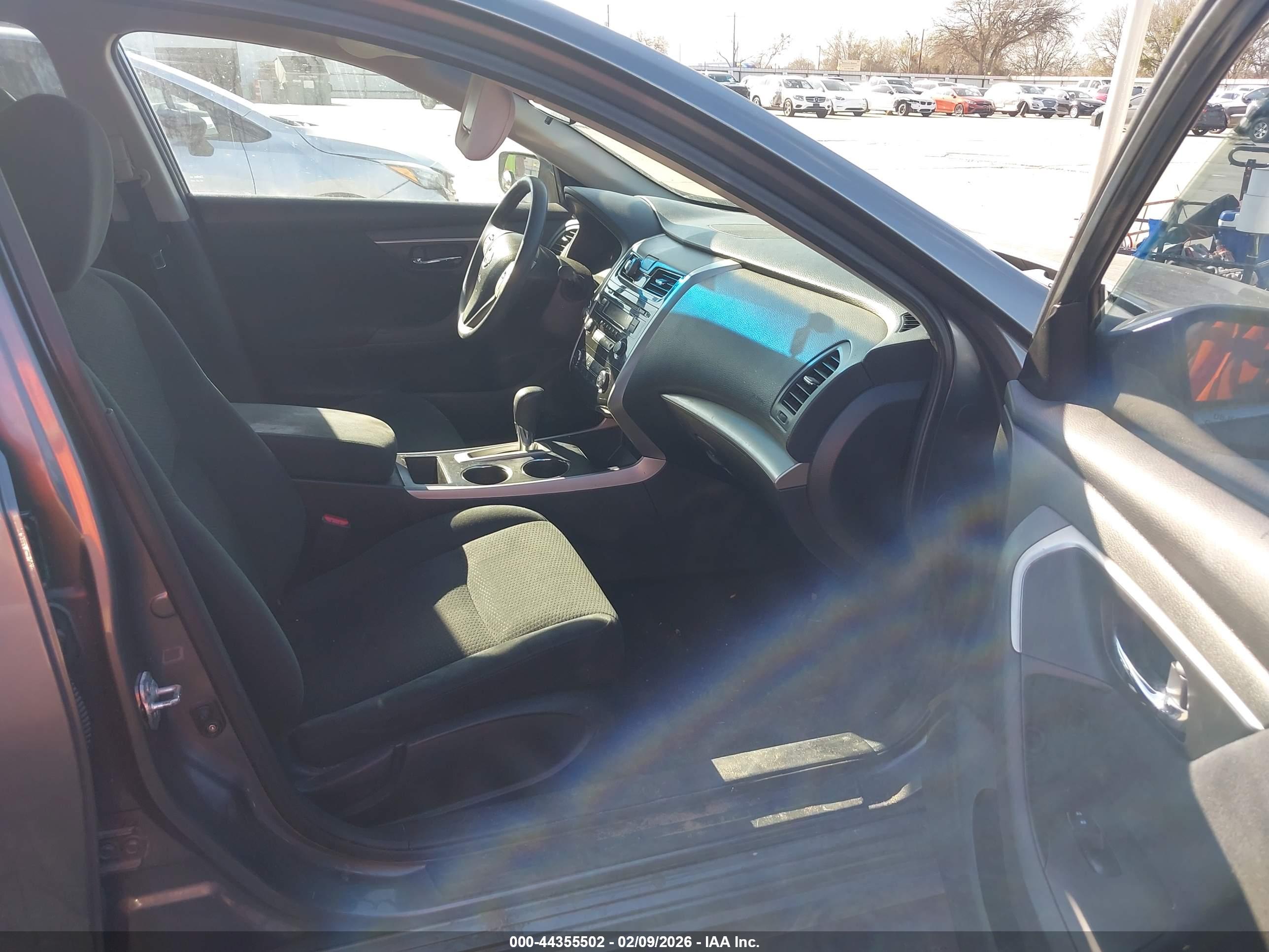 NISSAN ALTIMA image 5