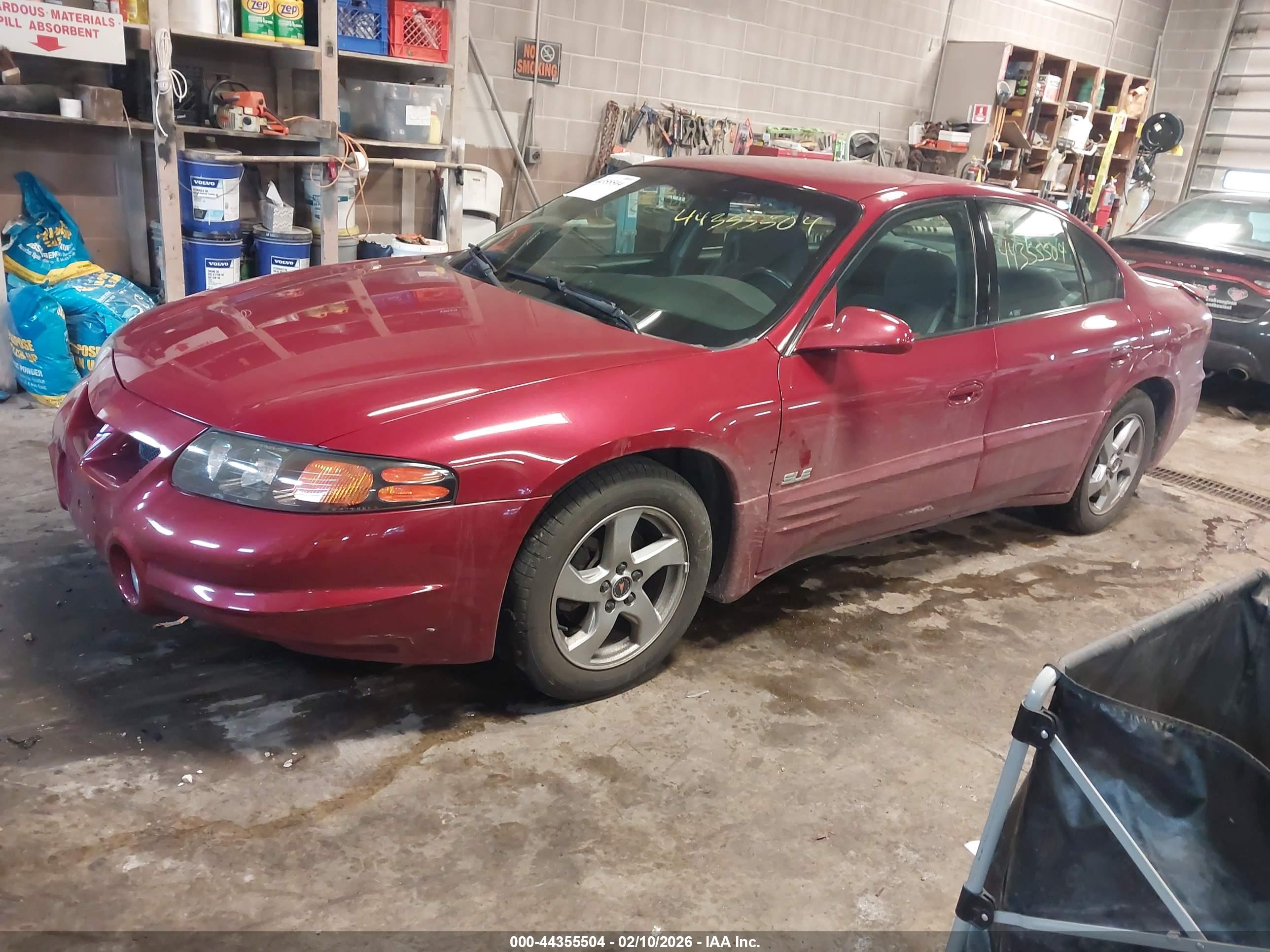 PONTIAC BONNEVILLE image 2