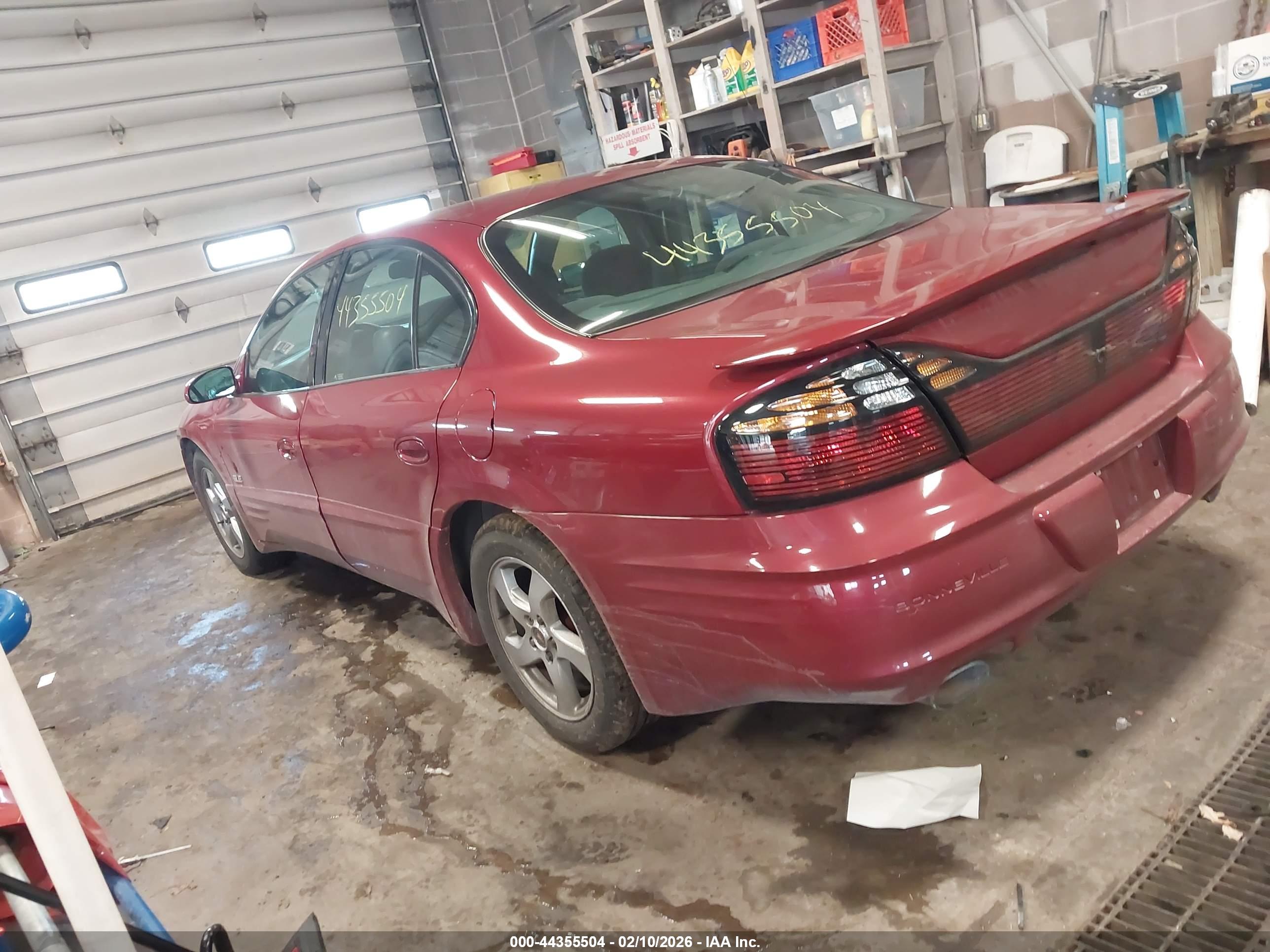 PONTIAC BONNEVILLE image 3