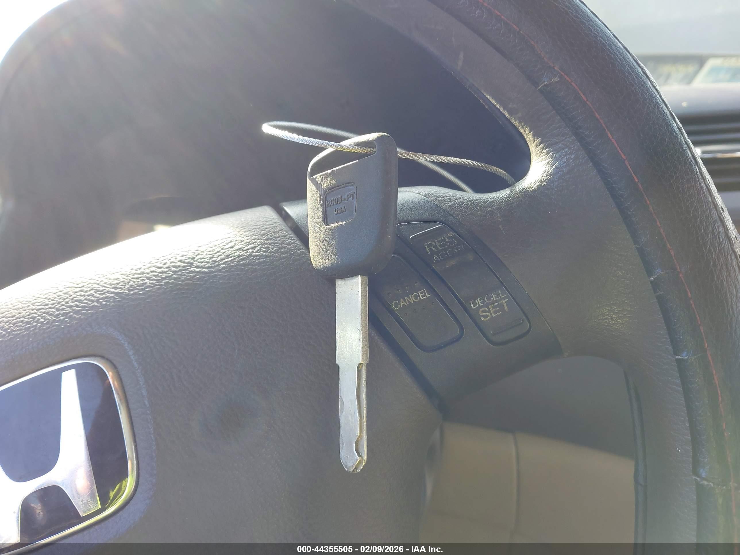 HONDA ACCORD image 11