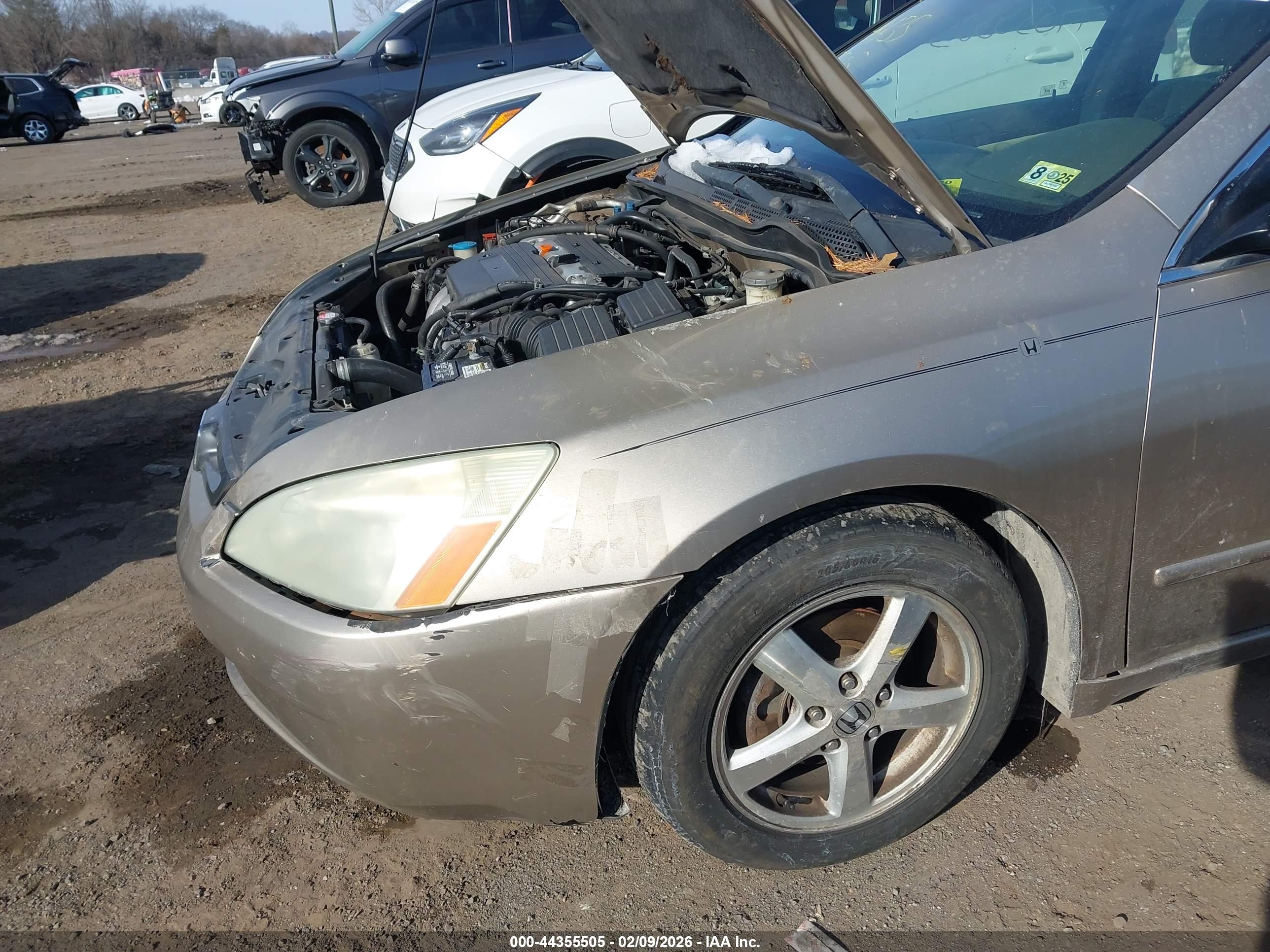 HONDA ACCORD image 6