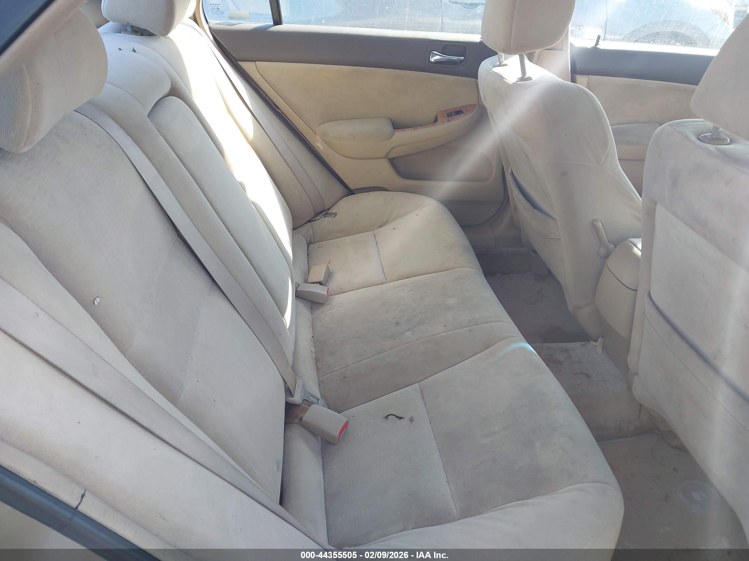 HONDA ACCORD image 8